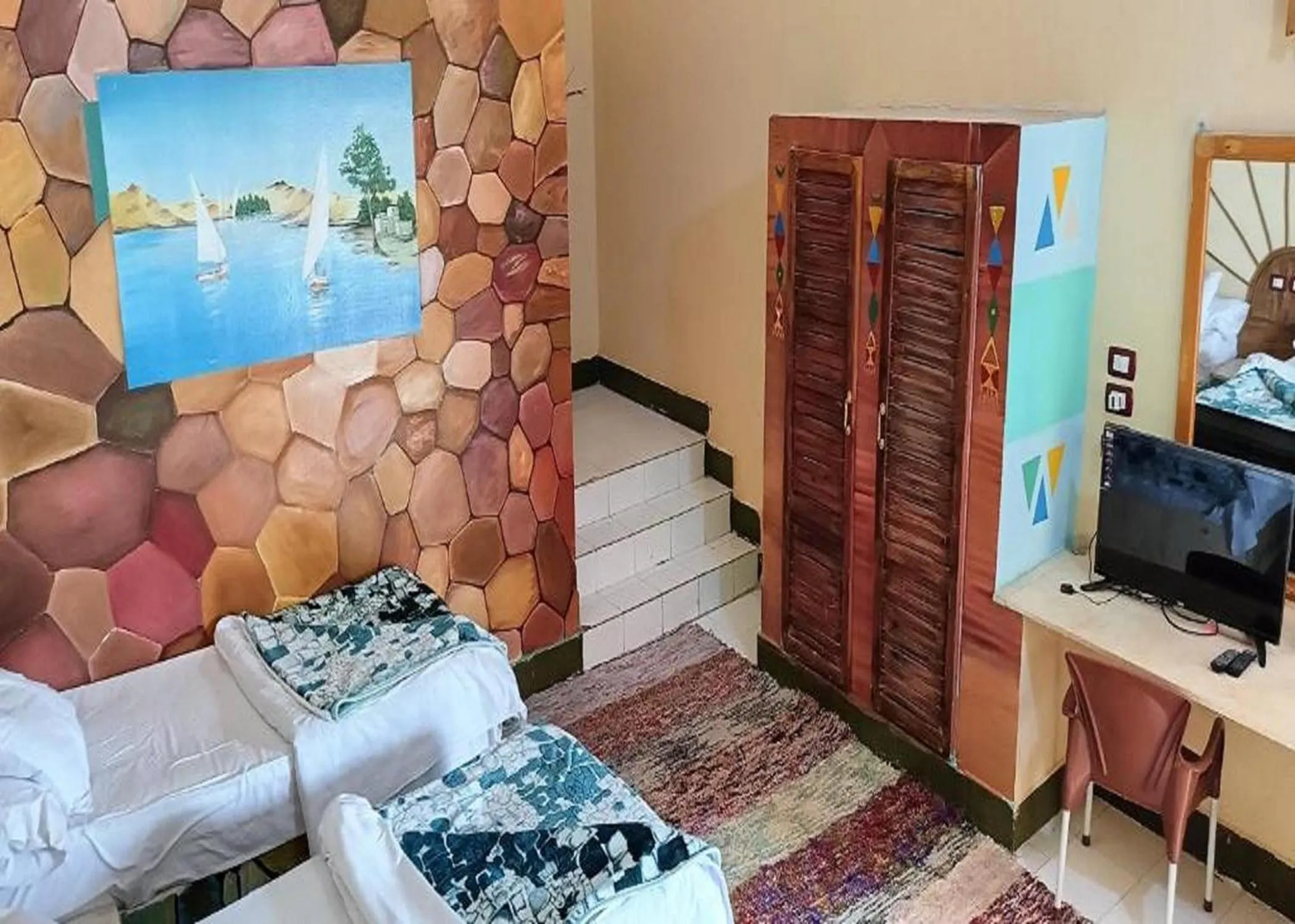 TV and multimedia in Hllol Hotel Abu Simbel