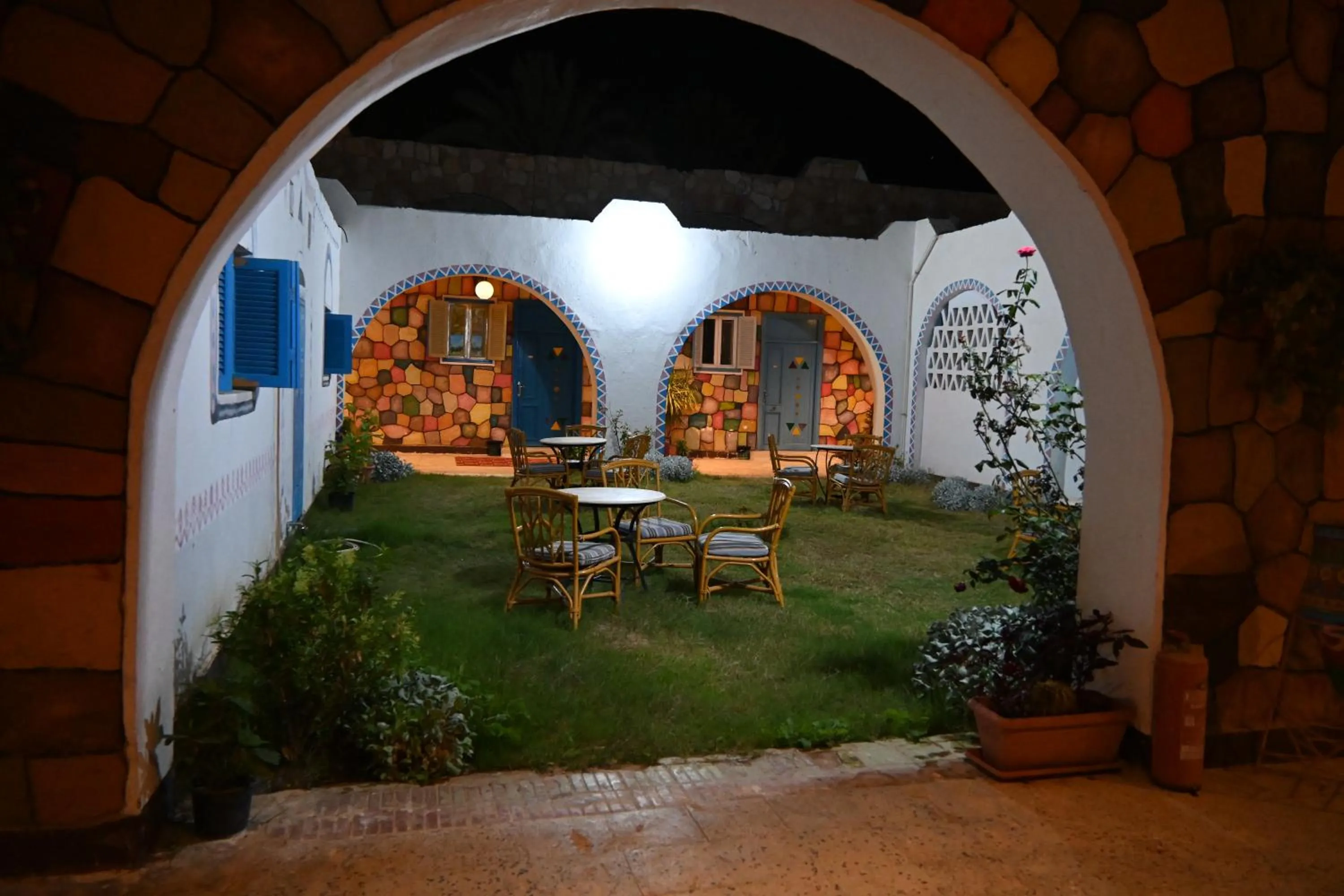 Garden in Hllol Hotel Abu Simbel