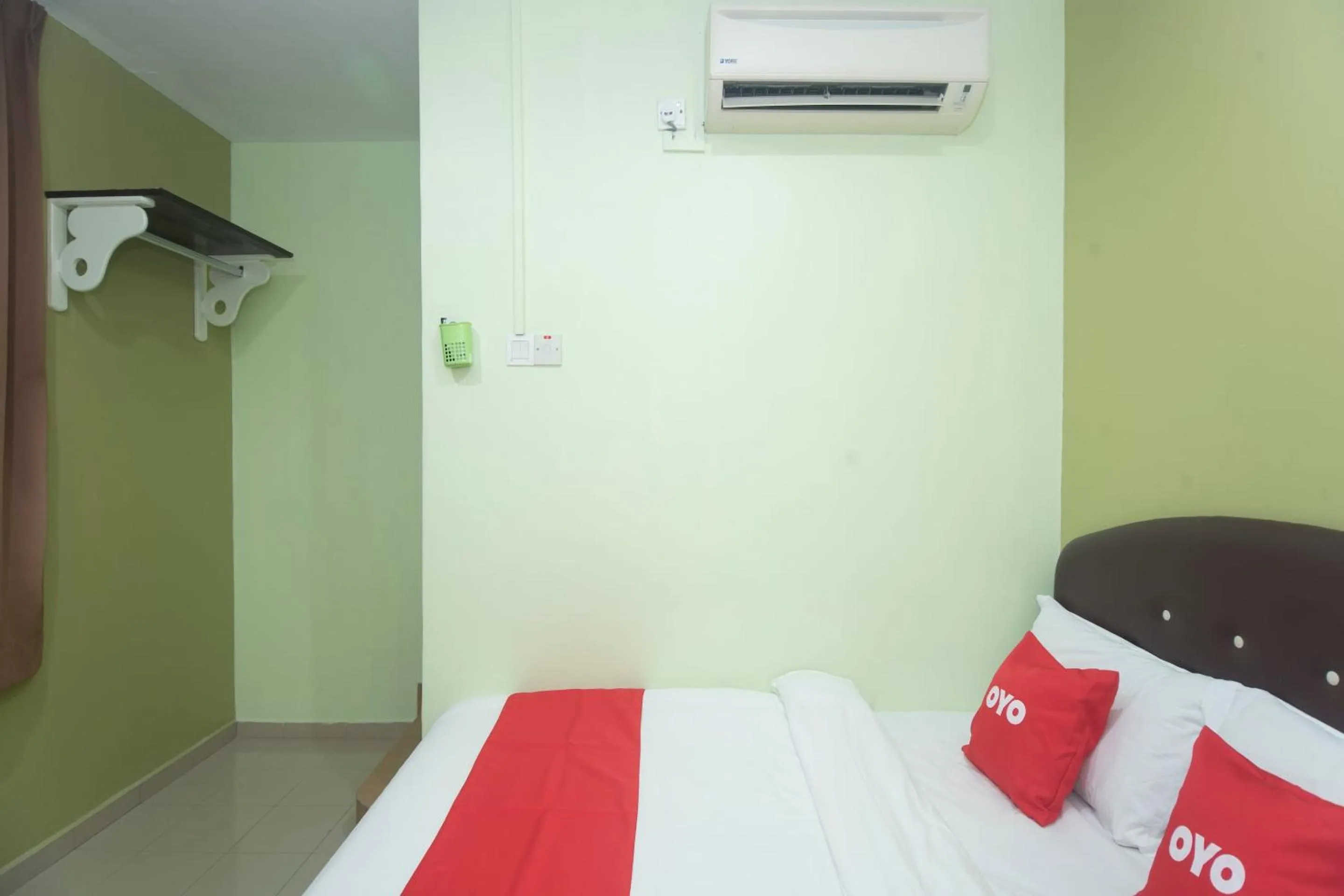 Bedroom, Bed in Hotel O Rafik Ali Motel