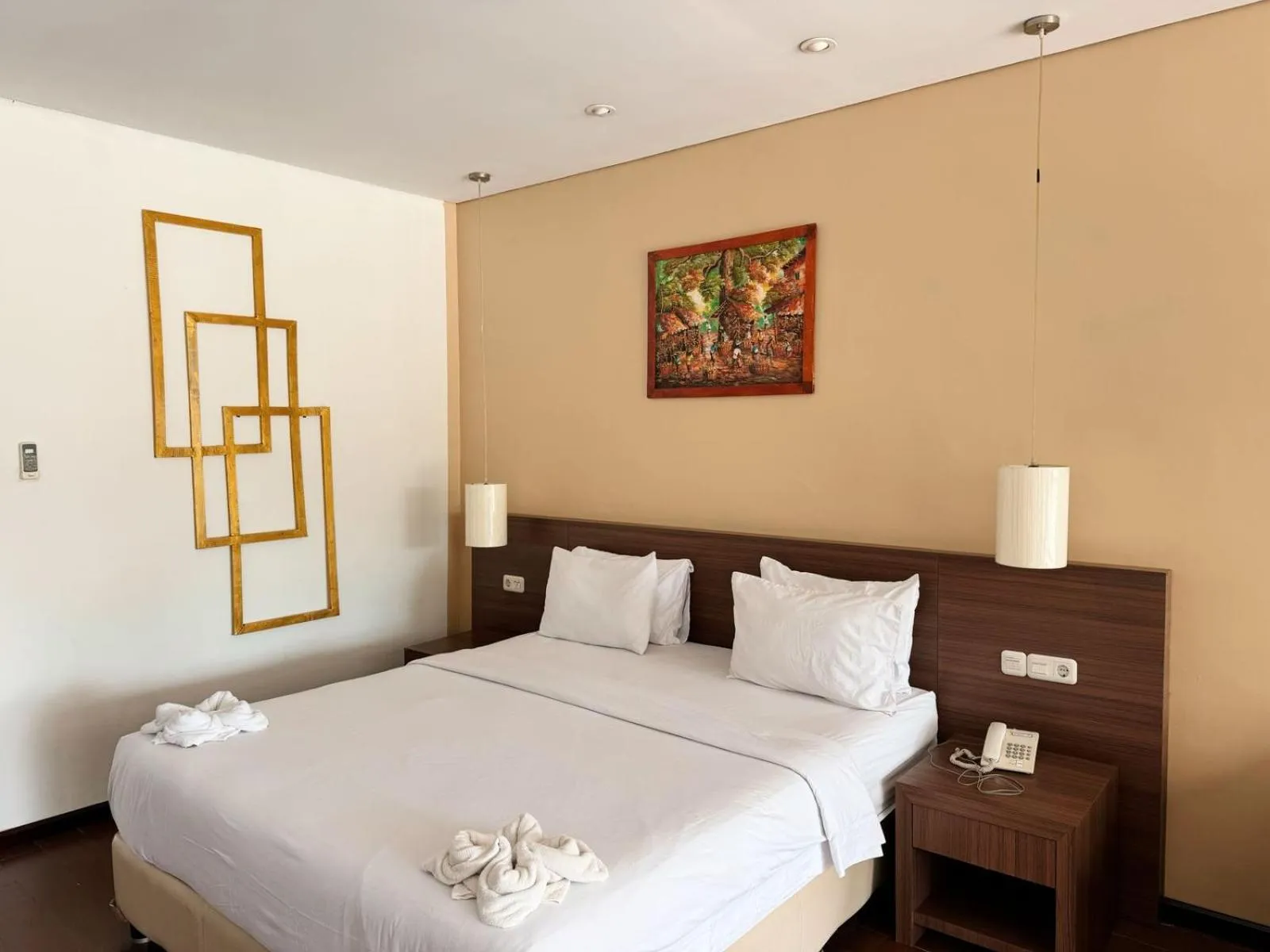 Bed in Hotel Ompu Herti