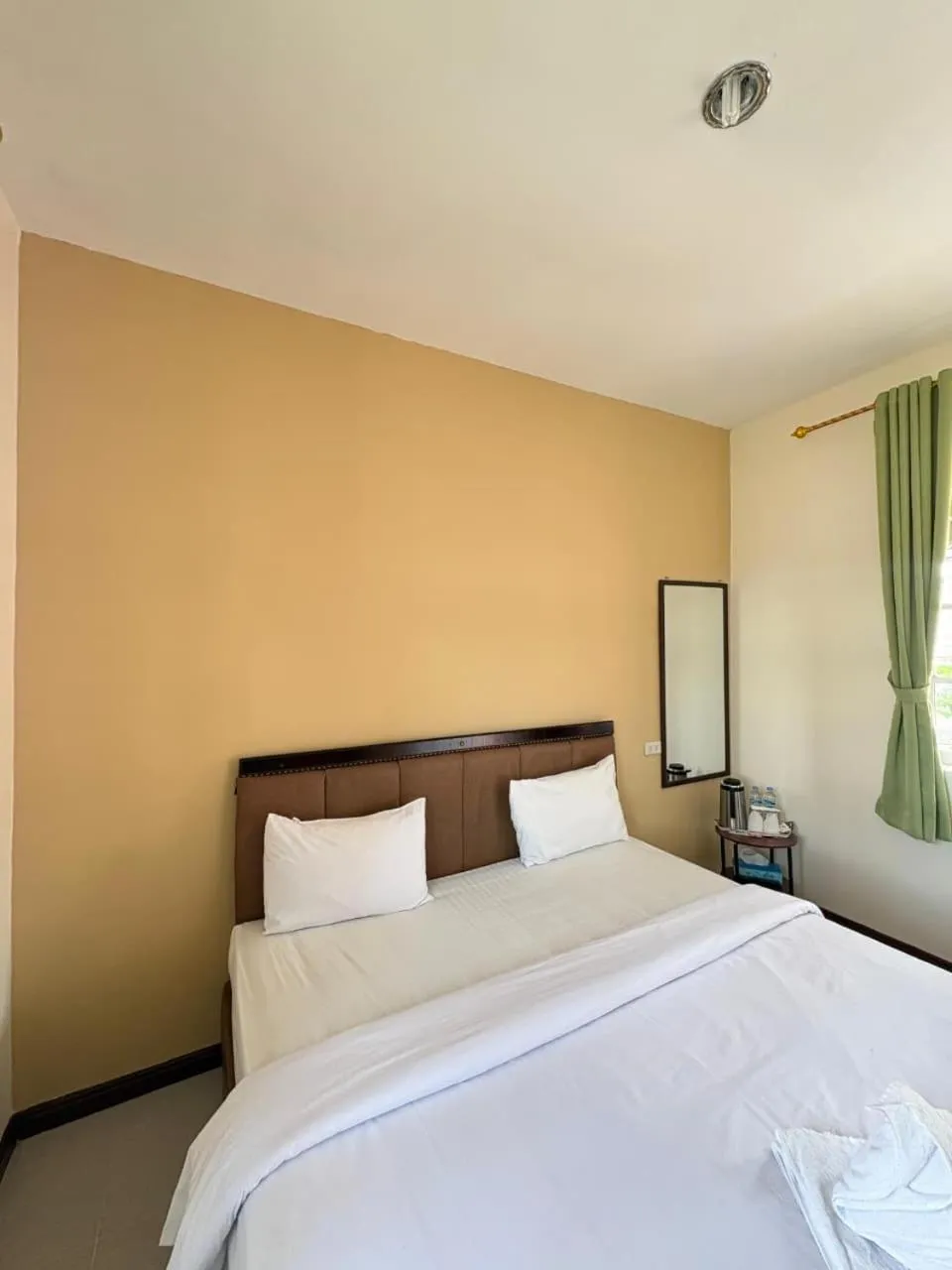 Bed in Hotel Ompu Herti