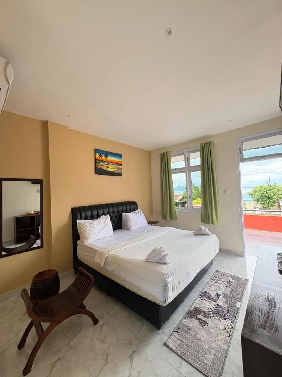 Bed in Hotel Ompu Herti