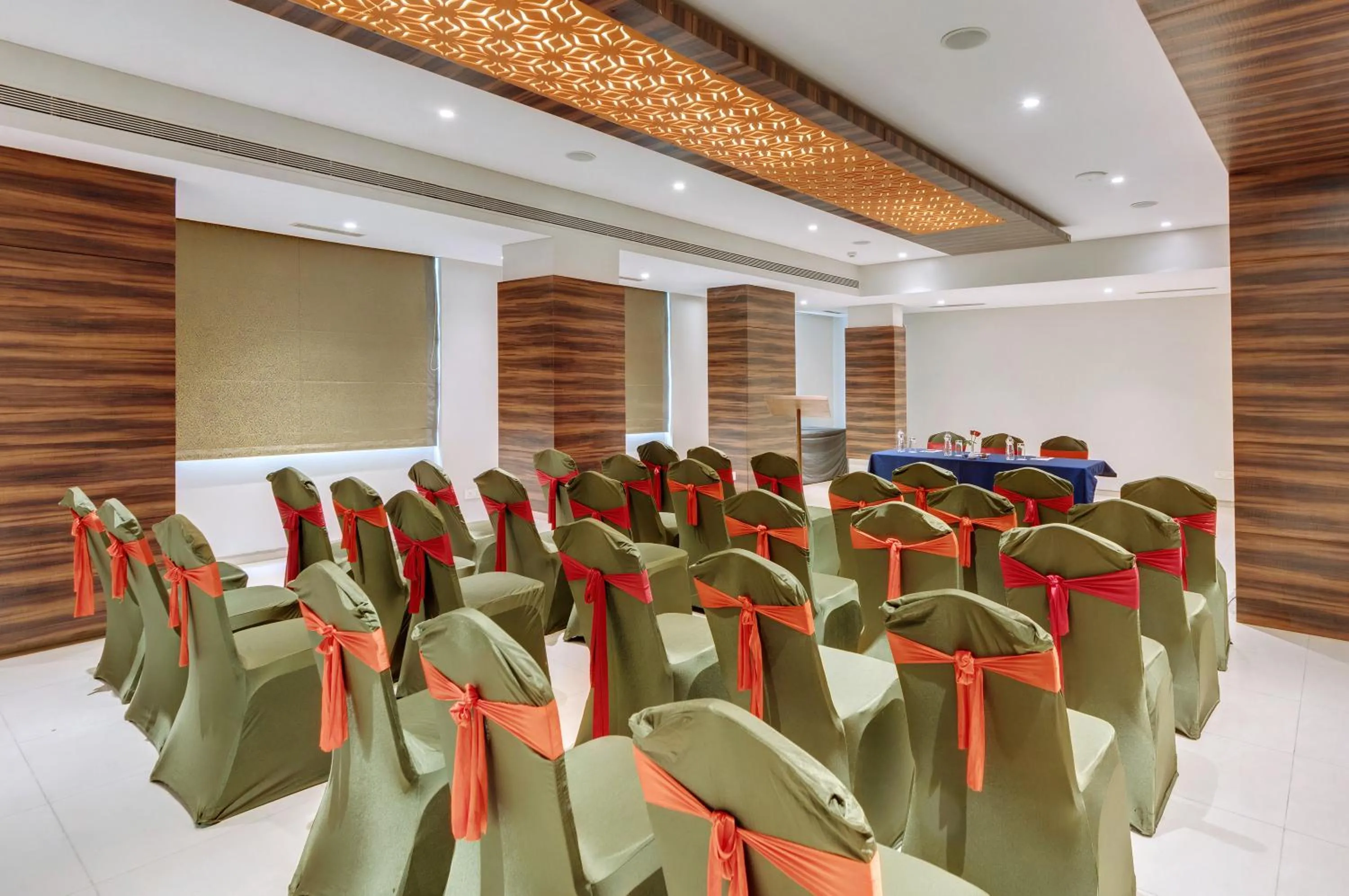Banquet/Function facilities in Click Hotel Vadodara 4 mins walk for the Railway Station