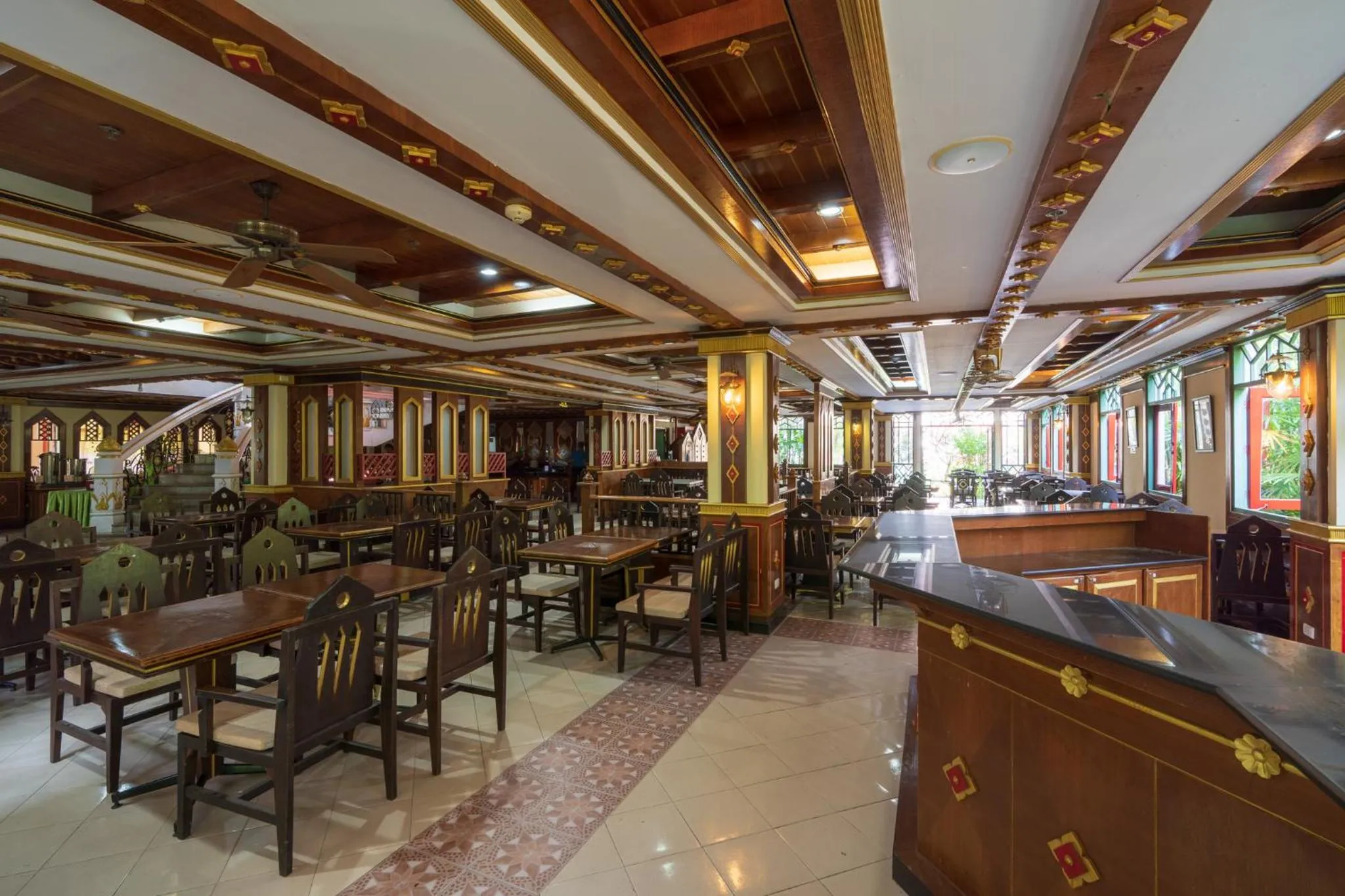 Restaurant/places to eat in Ayodhaya Palace Beach Resort - SHA Plus certified