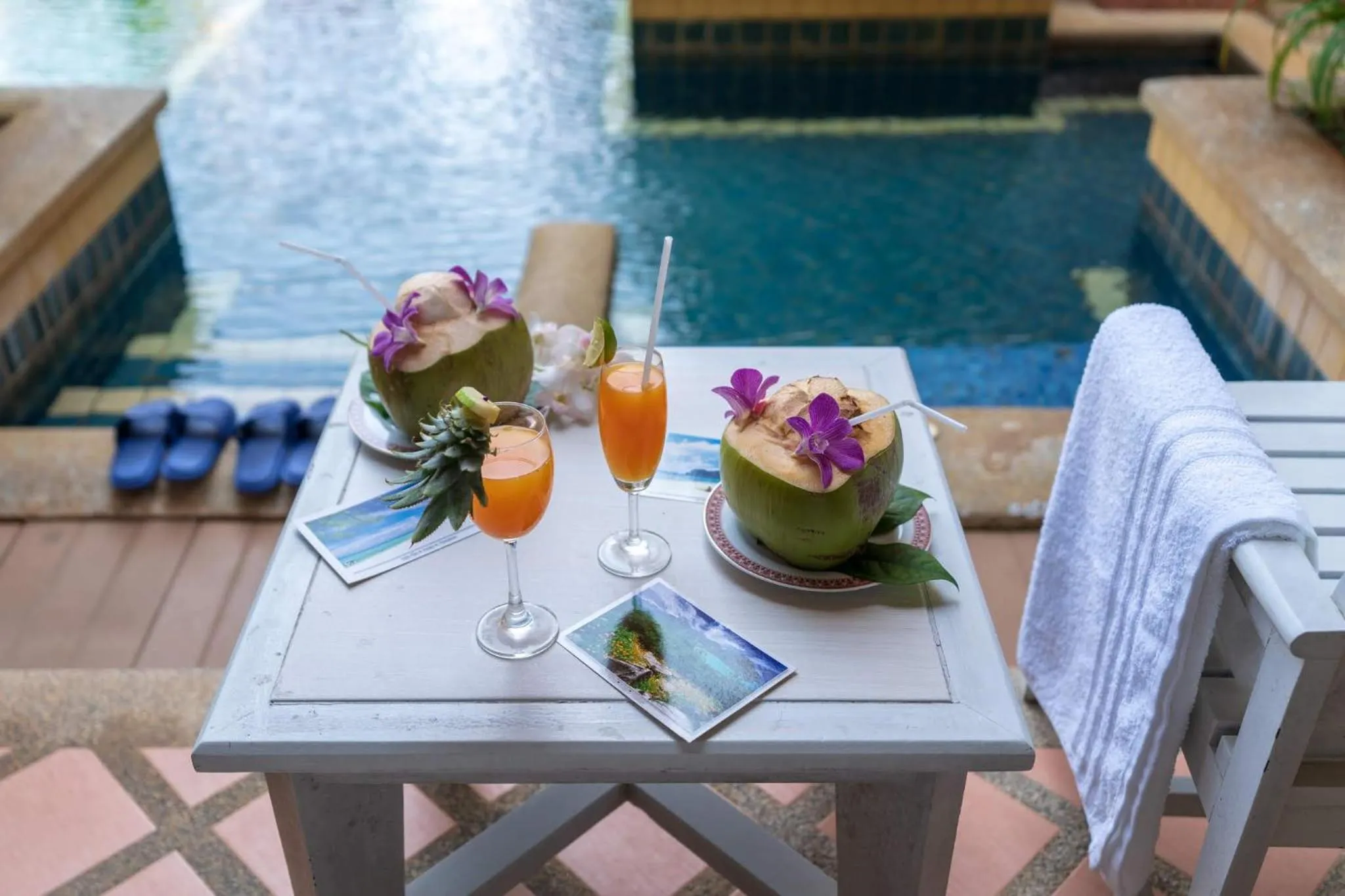 Food and drinks in Ayodhaya Palace Beach Resort - SHA Plus certified