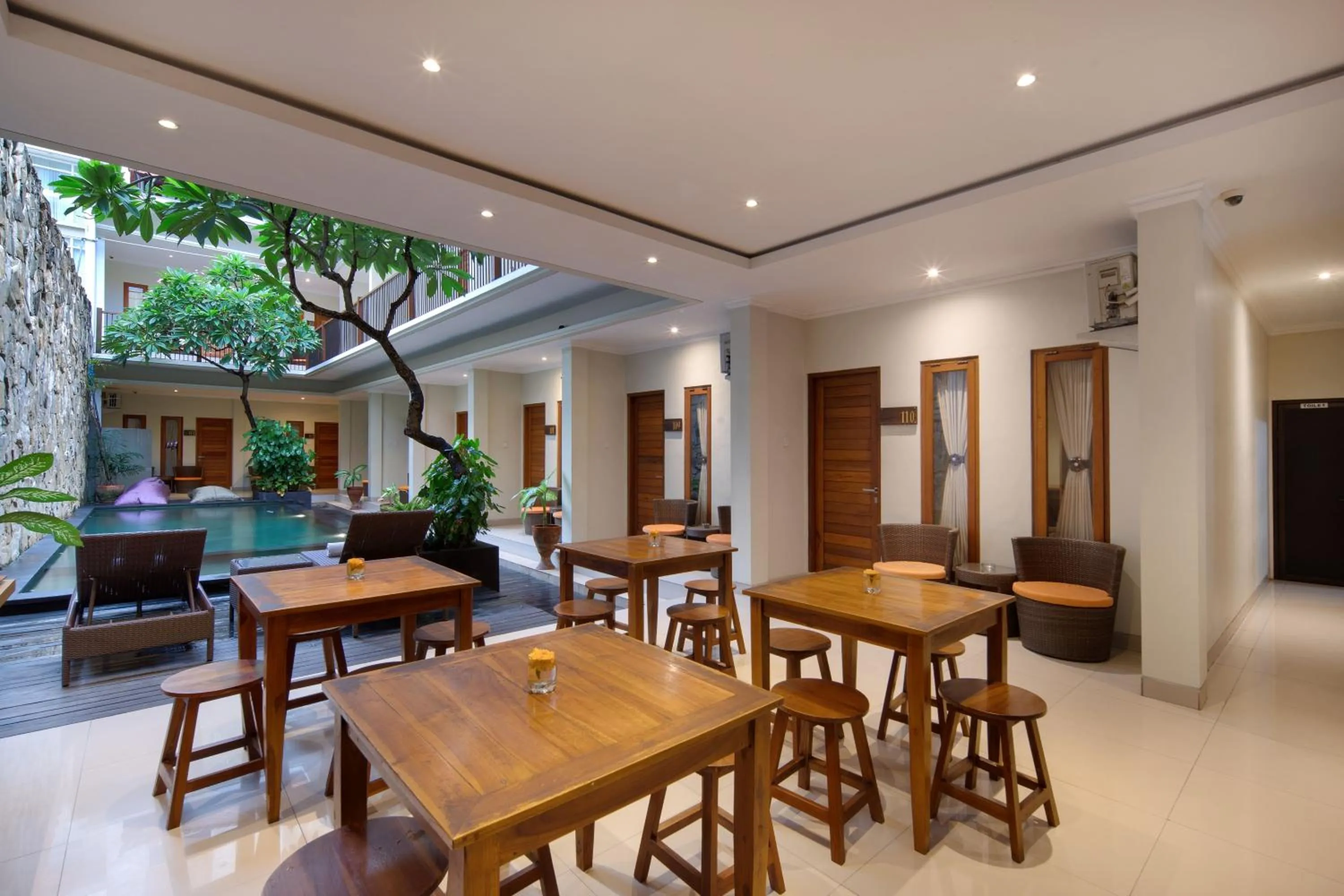 Restaurant/places to eat in Angkul Angkul Segara Beach Kuta by Kamara