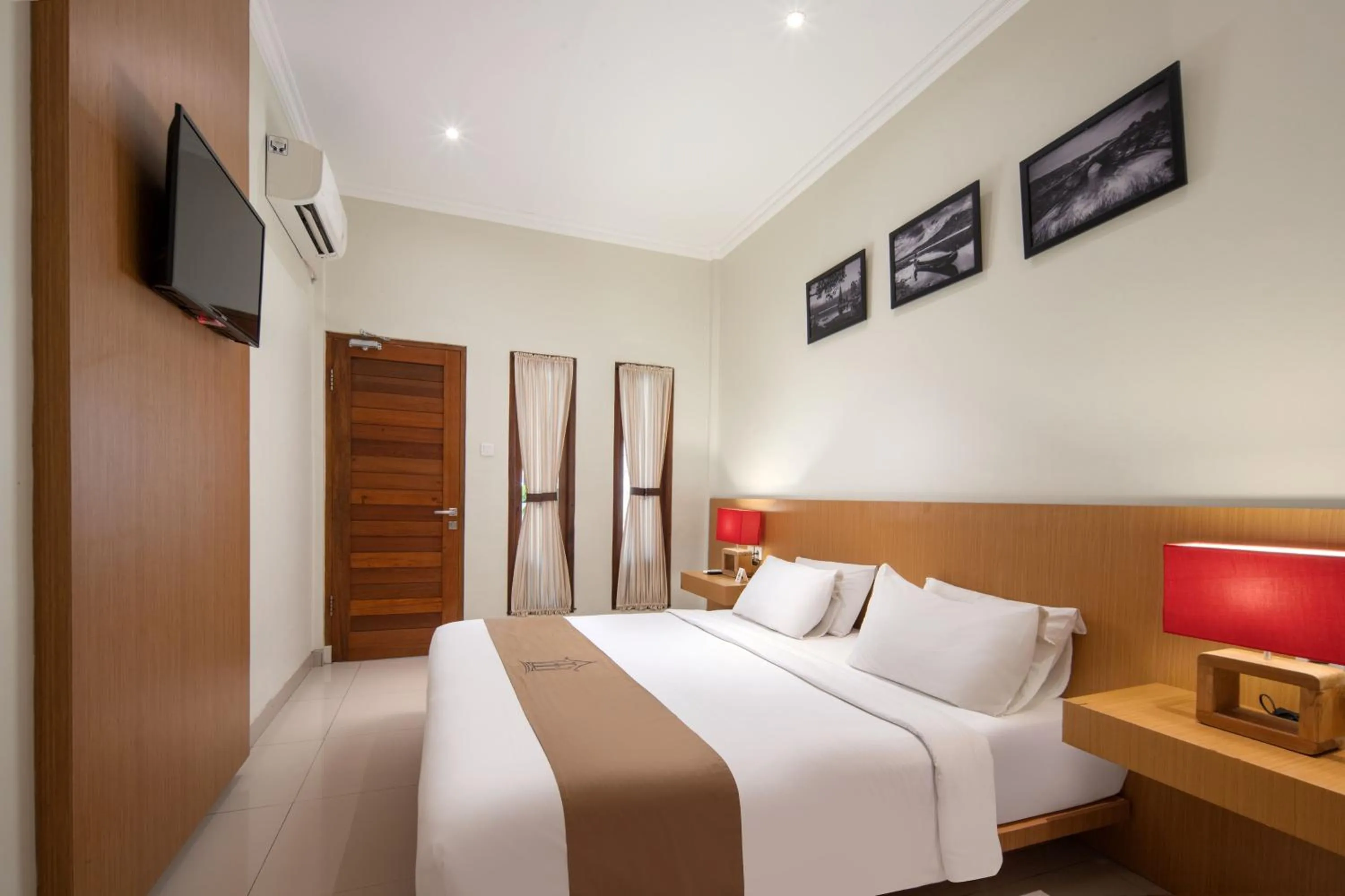 Bed in Angkul Angkul Segara Beach Kuta by Kamara