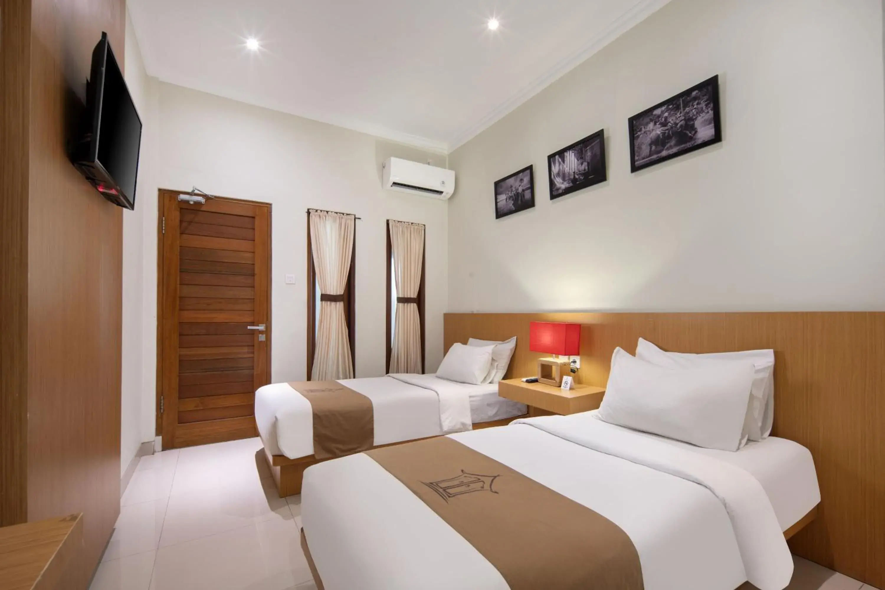 Deluxe Double or Twin Room - single occupancy in Angkul Angkul Segara Beach Kuta by Kamara Deluxe Double or Twin Room - single occupancy in Angkul Angkul Segara Beach Kuta by Kamara