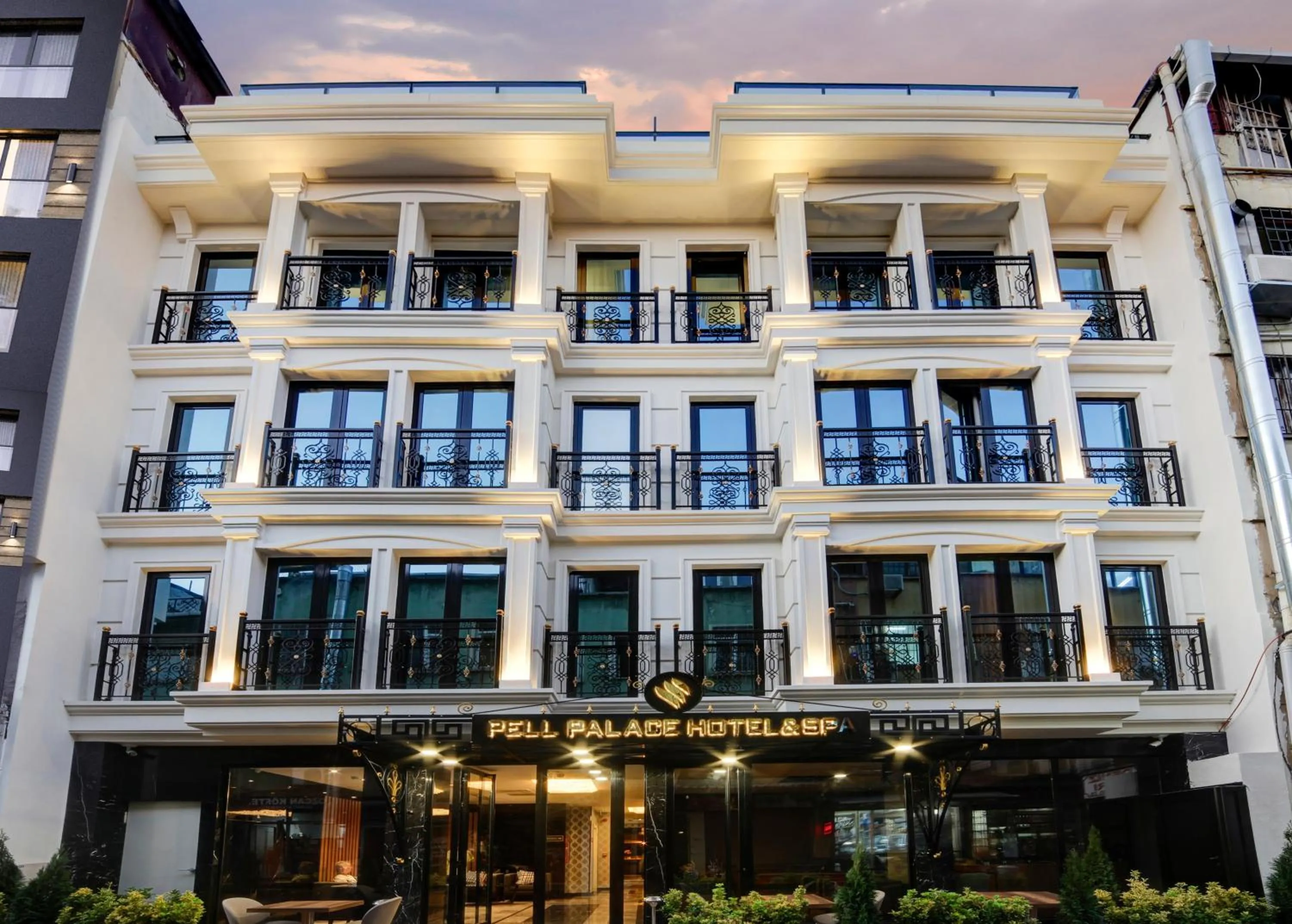 Property building in Pell Palace Hotel & SPA