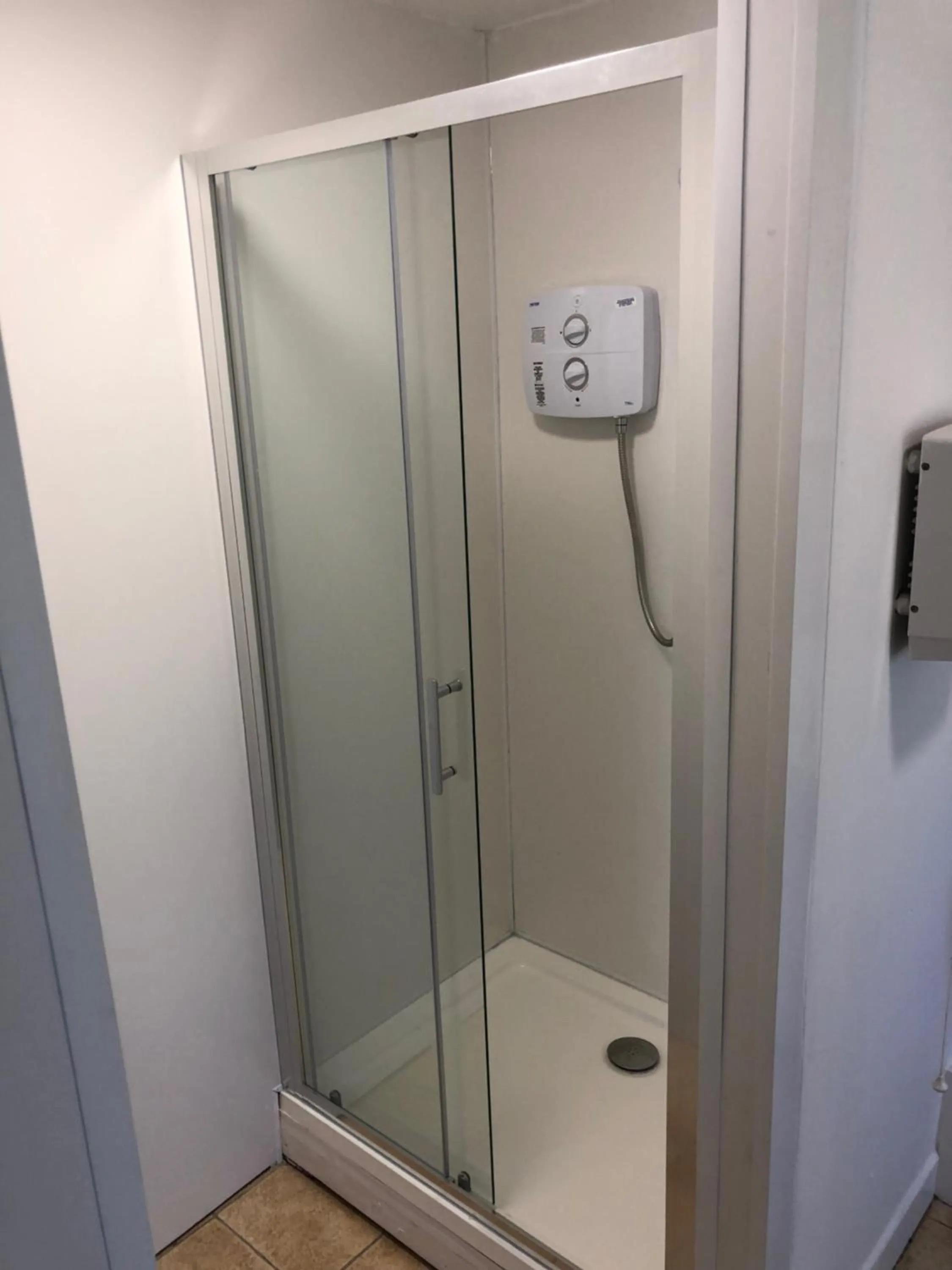 Shower in Greenway & Copper Coast Hostel