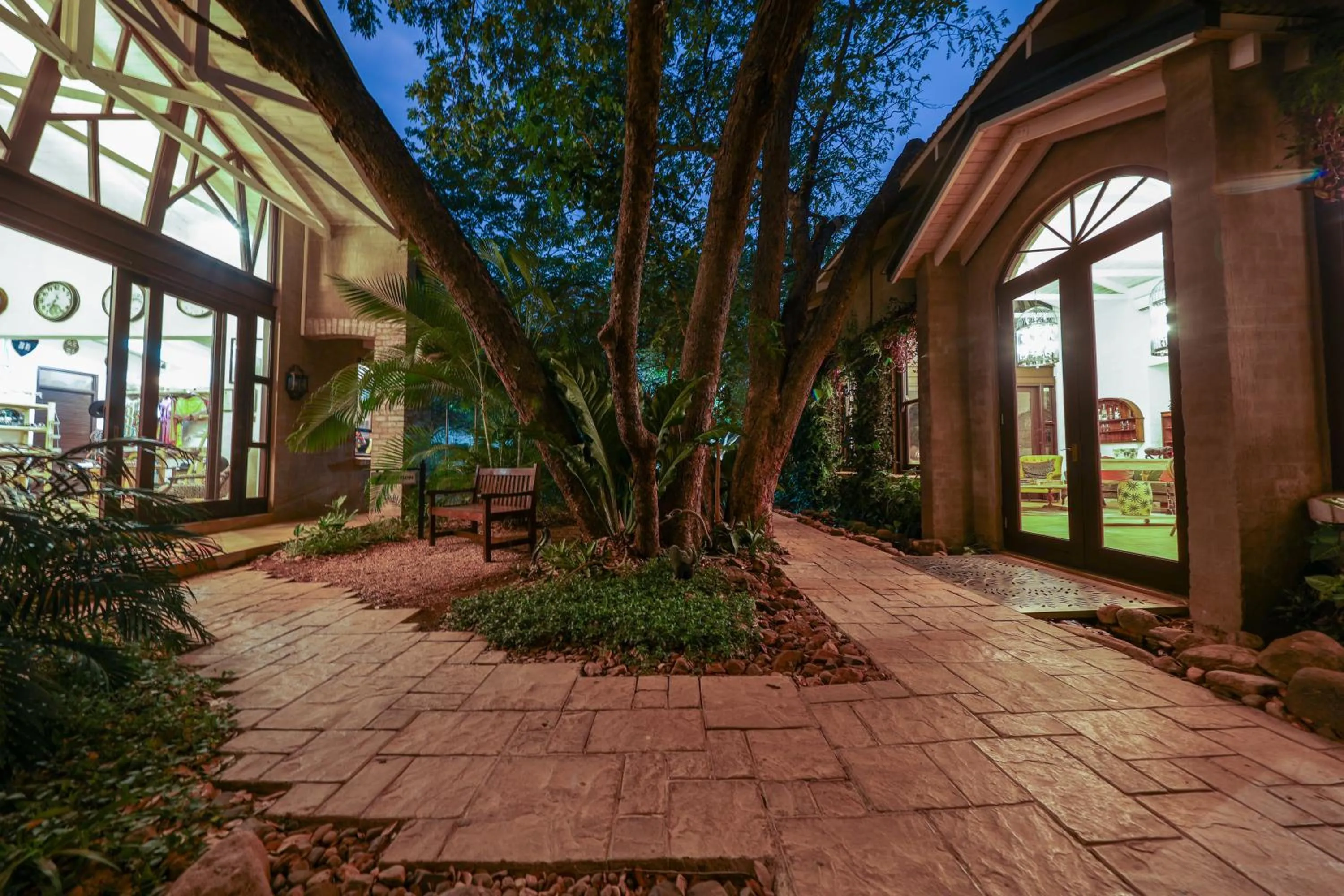 Property building in Mbano Manor Hotel Victoria Falls