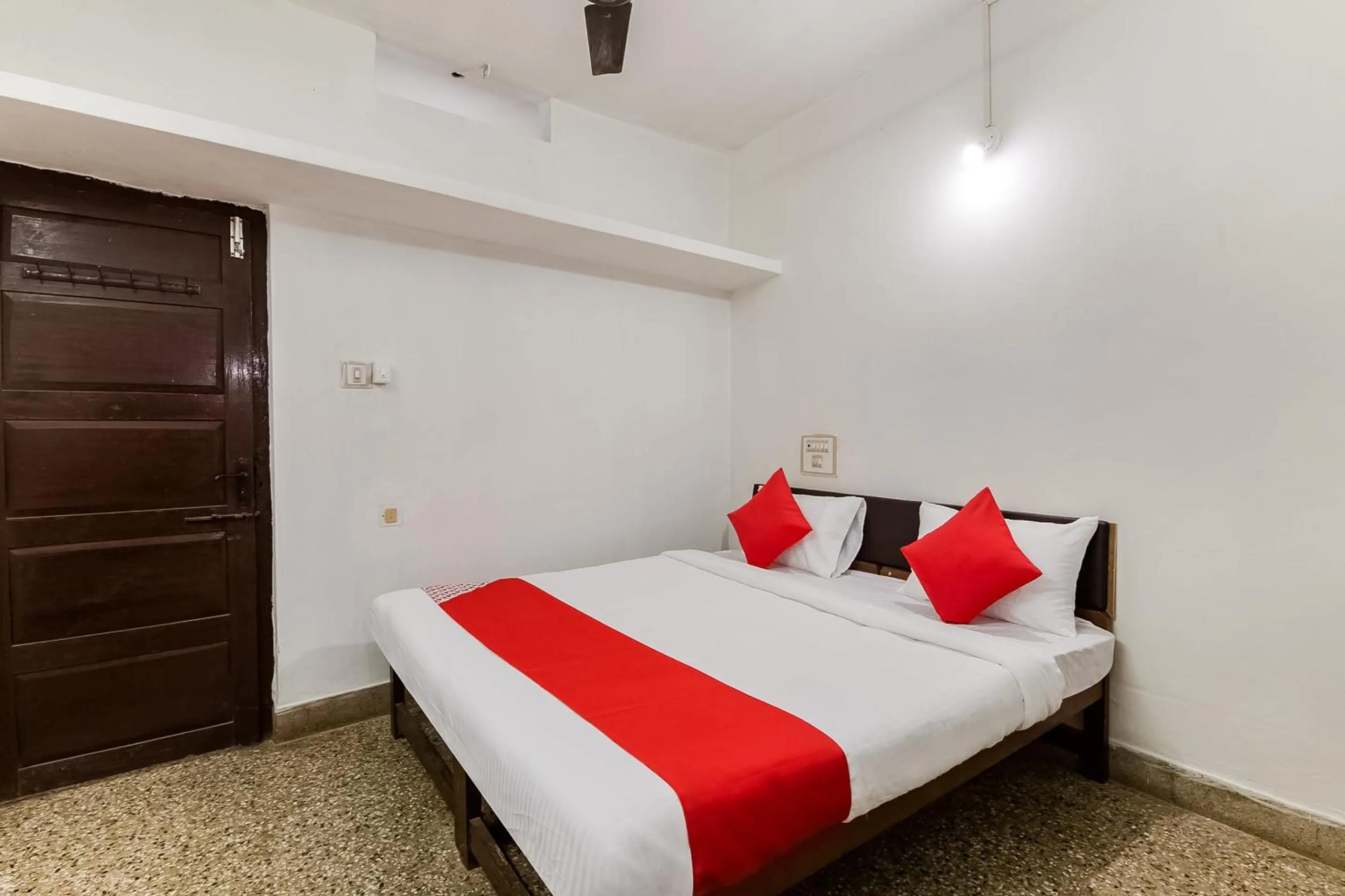 Bedroom, Bed in Super Hotel O Sushma Lodge