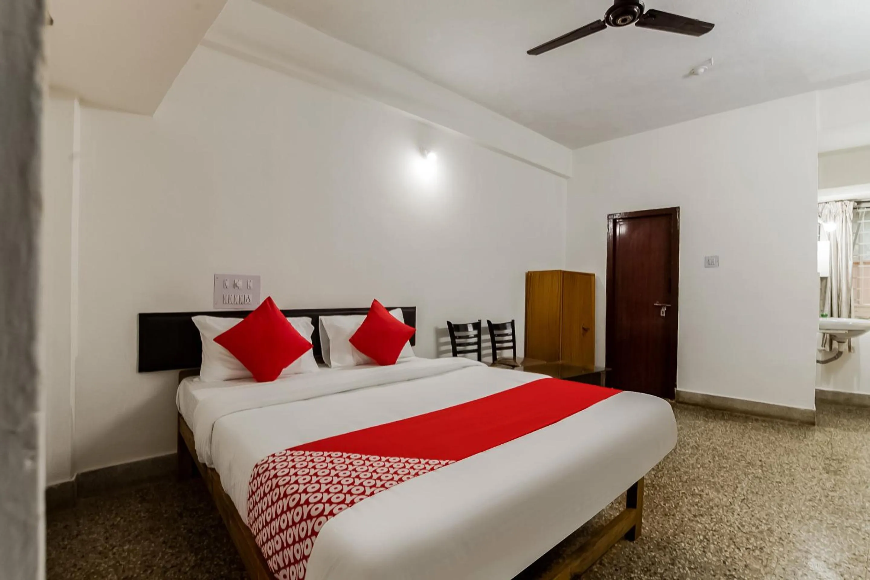 Bedroom, Bed in Super Hotel O Sushma Lodge