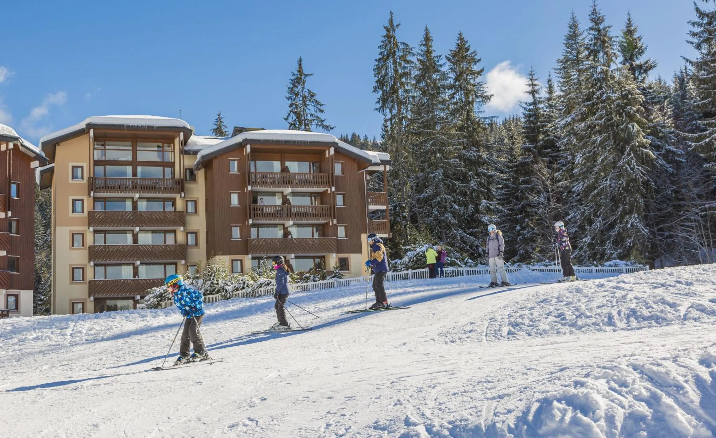 Facade/entrance in Résidence Odalys Le Buet