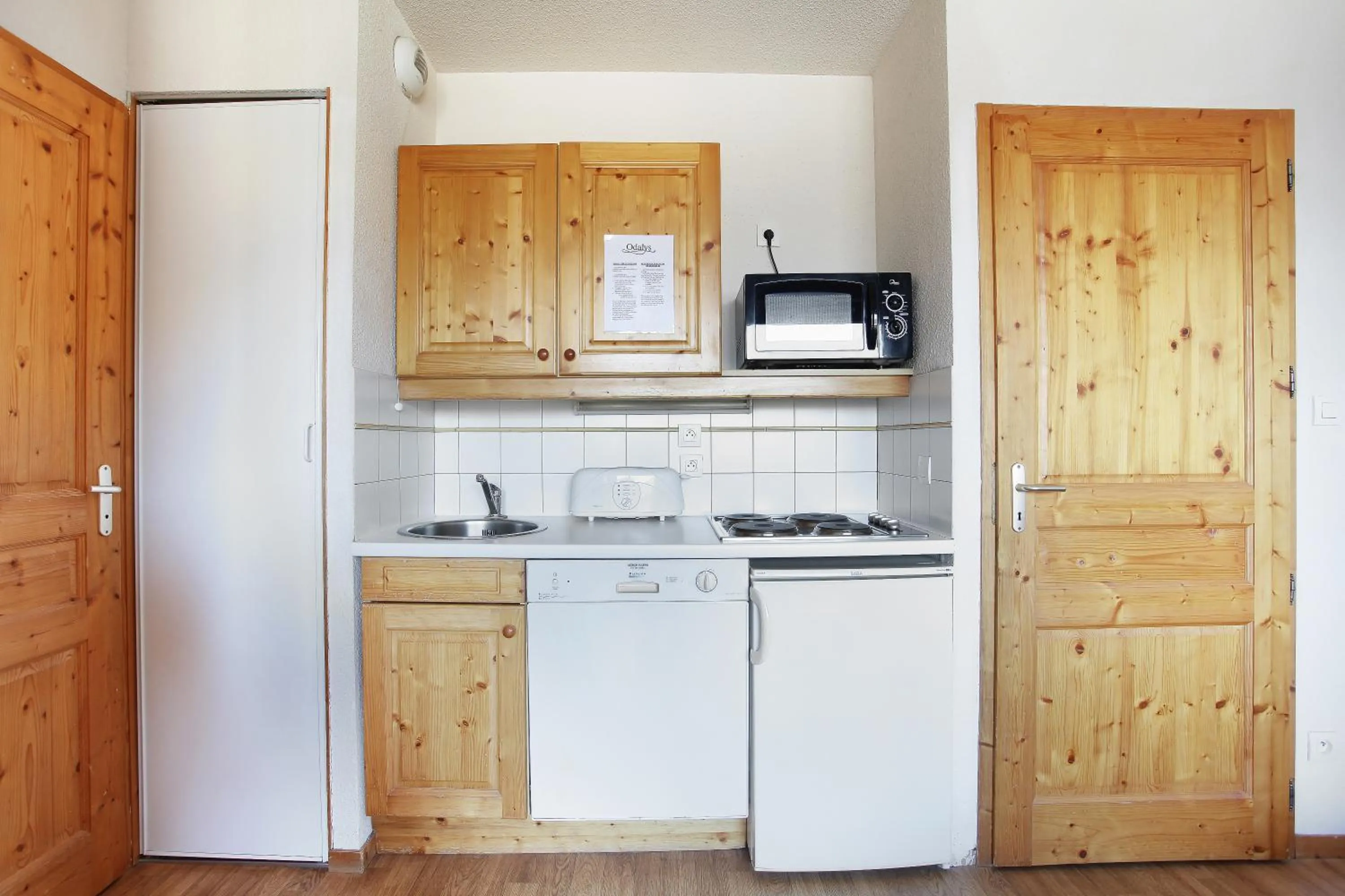 Kitchen or kitchenette in Résidence Odalys Le Buet