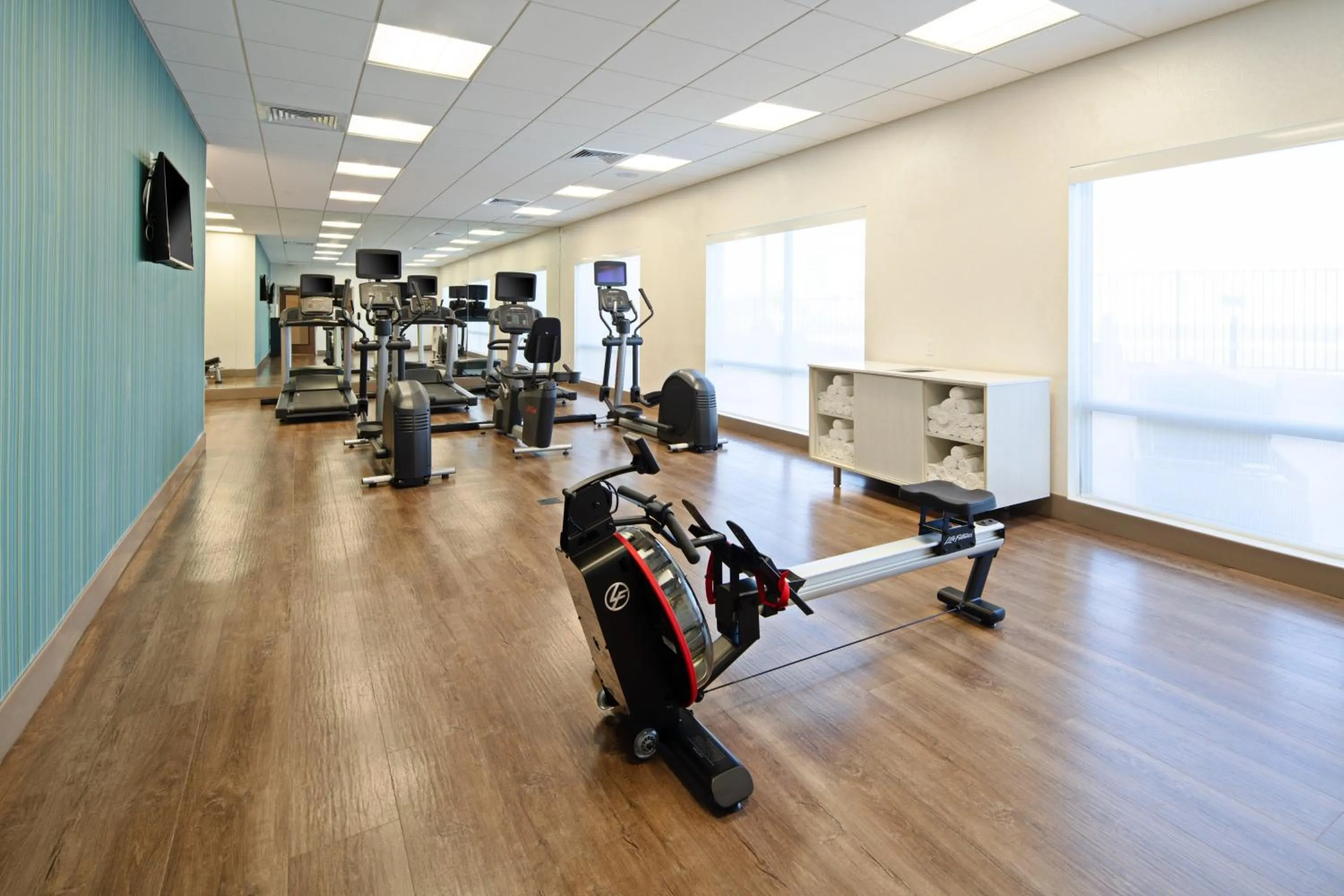 Spa and wellness centre/facilities in Holiday Inn Express & Suites - Murrieta by IHG