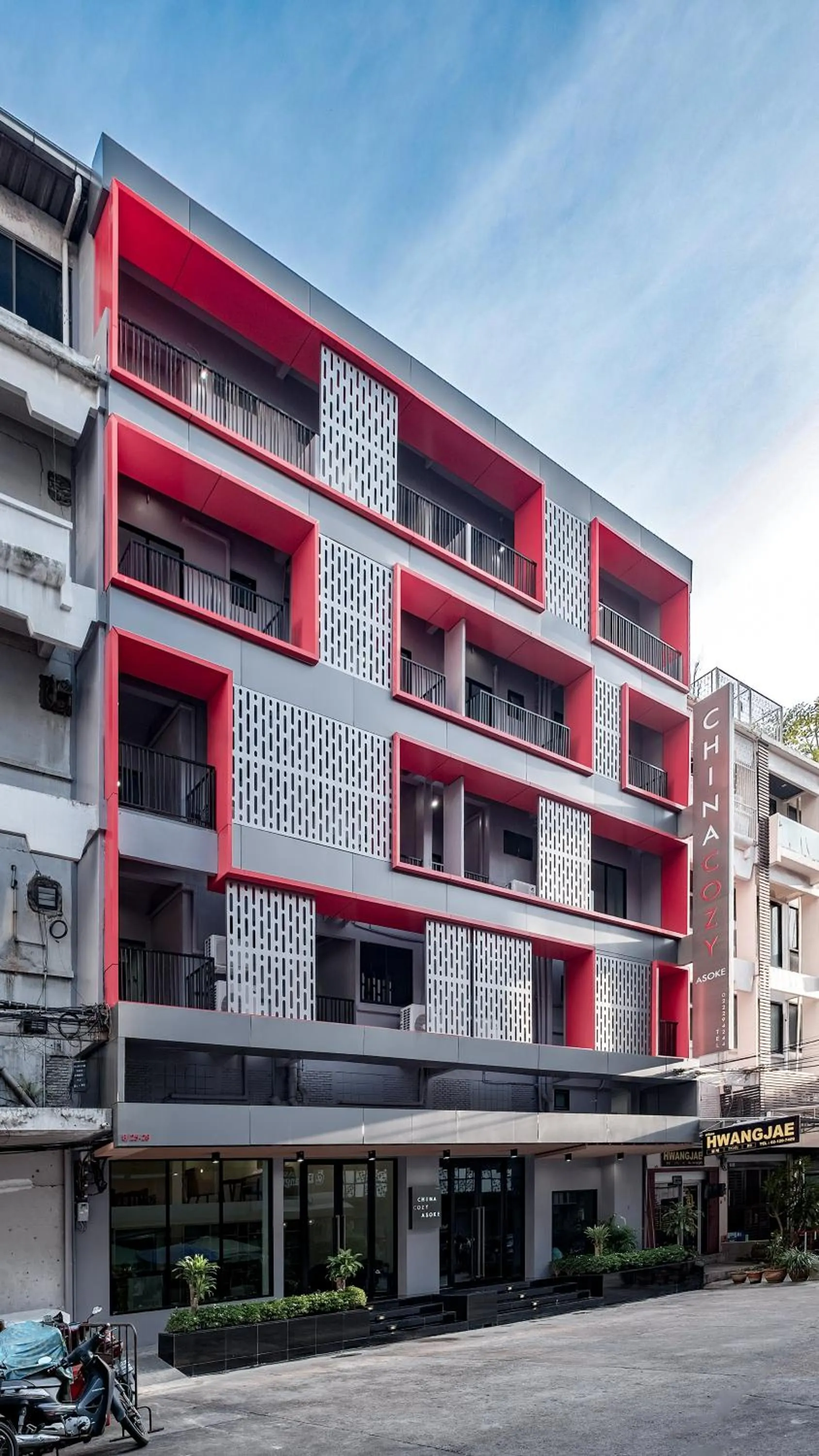 Property building in China Cozy Asoke