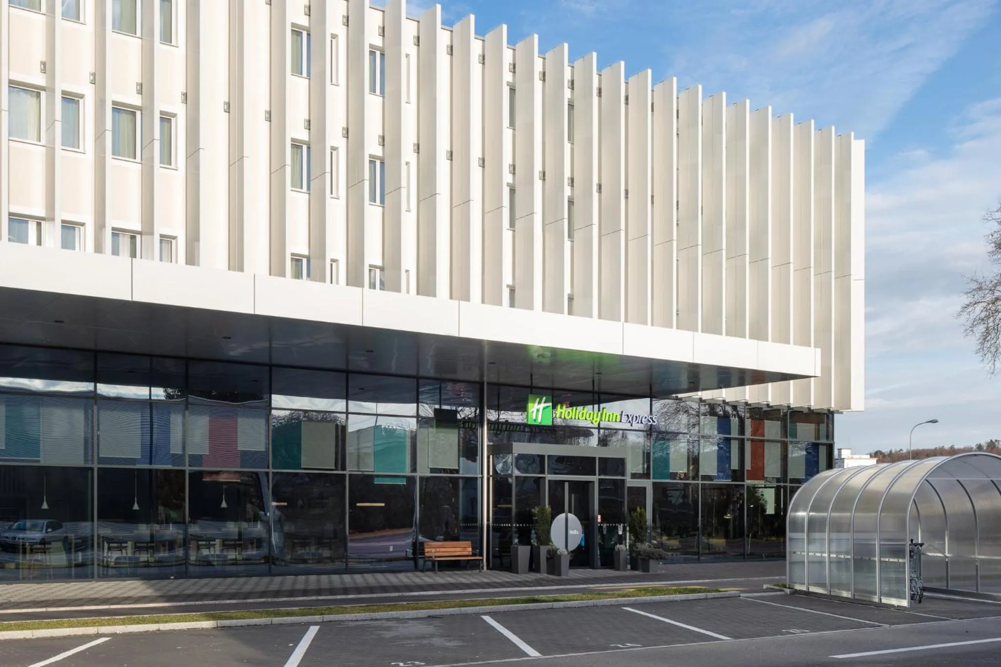 Property building in Holiday Inn Express - Aarburg - Oftringen by IHG