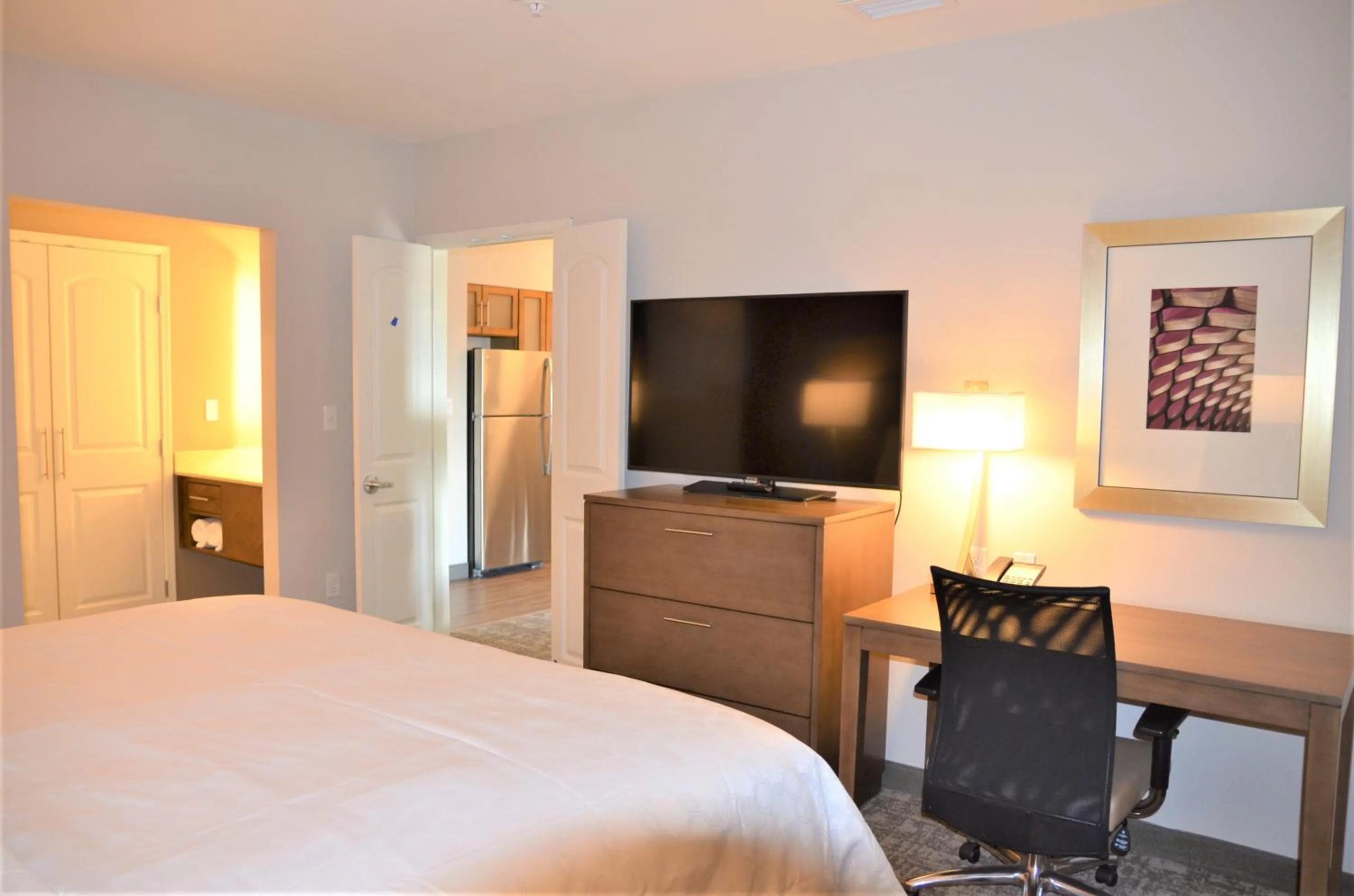 Bed in Staybridge Suites - Orenco Station by IHG