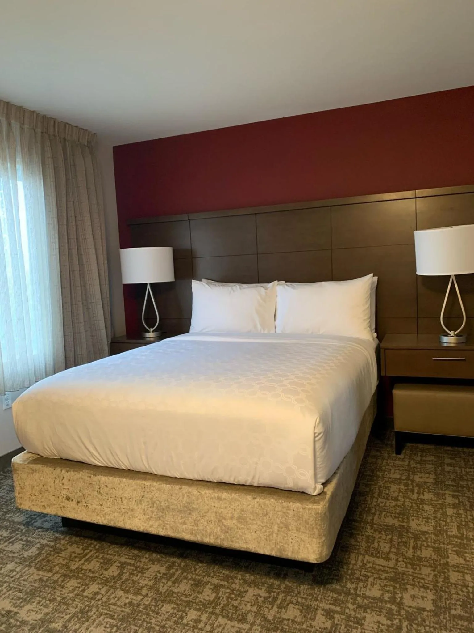 Photo of the whole room, Bed in Staybridge Suites - Orenco Station by IHG