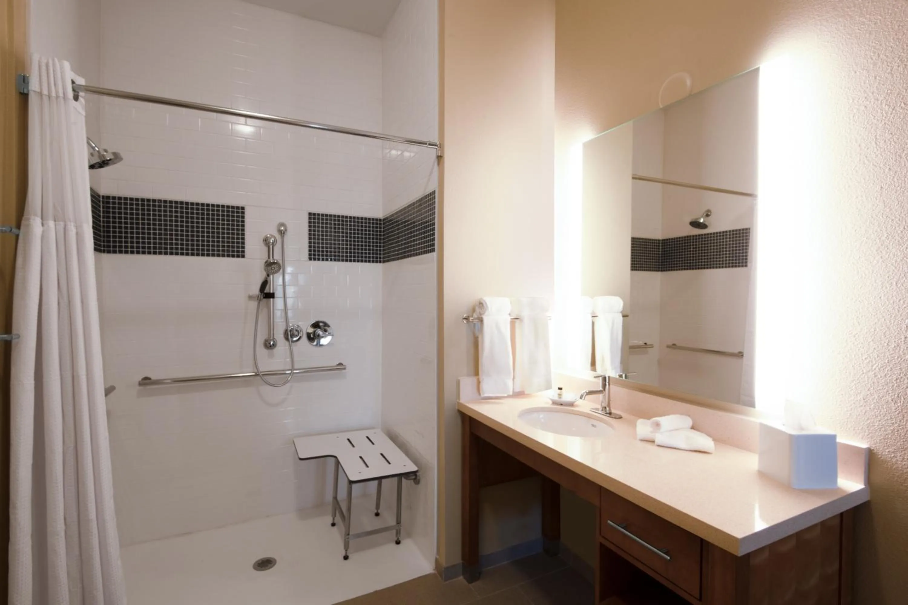 Bathroom in Staybridge Suites - Scottsdale - Talking Stick by IHG