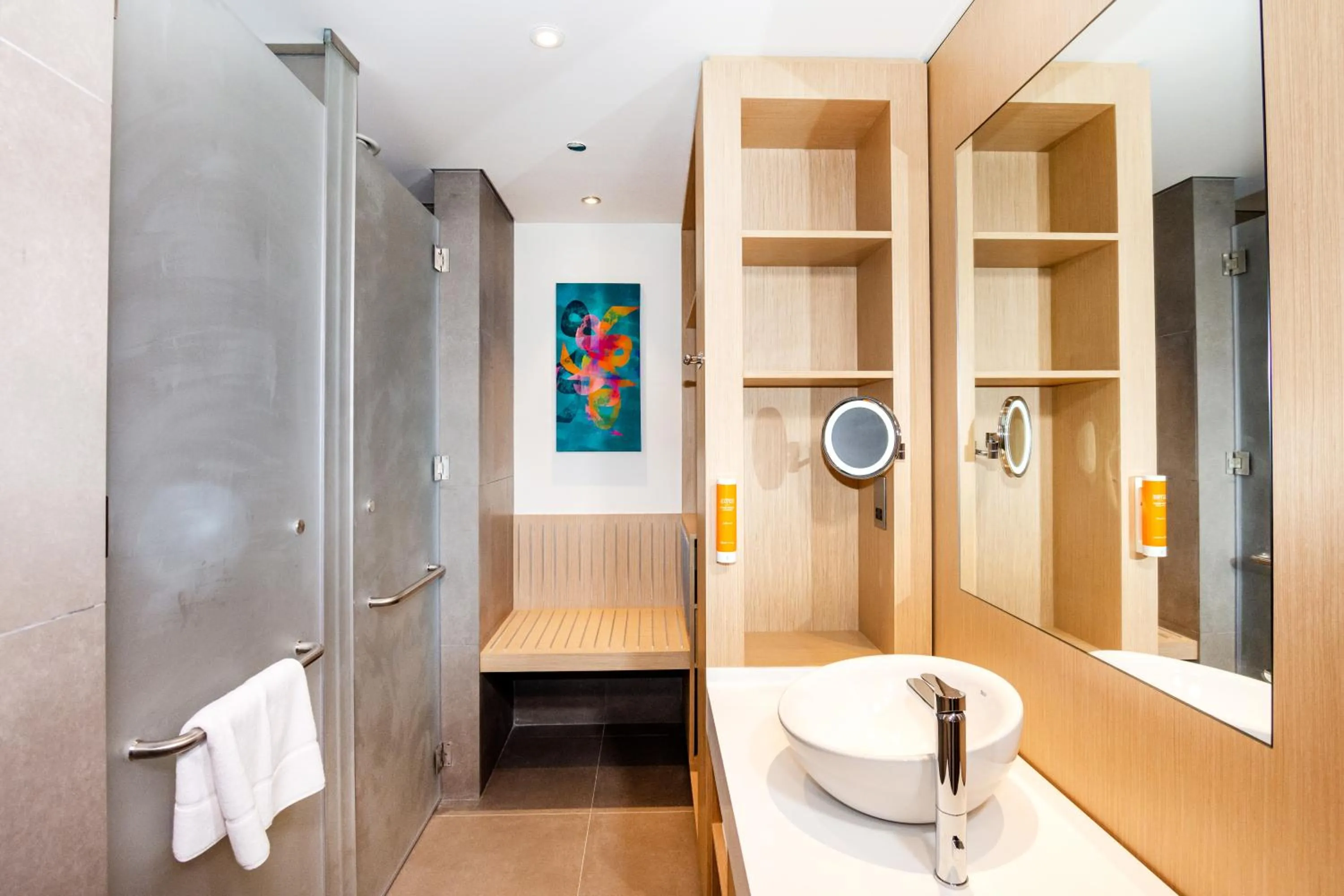 Bathroom in Premier Inn Dubai Dragon Mart