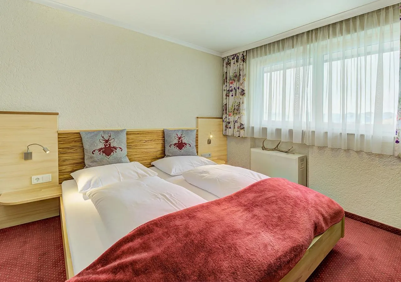 Photo of the whole room, Bed in Mountainlovers Berghotel SeidlAlm