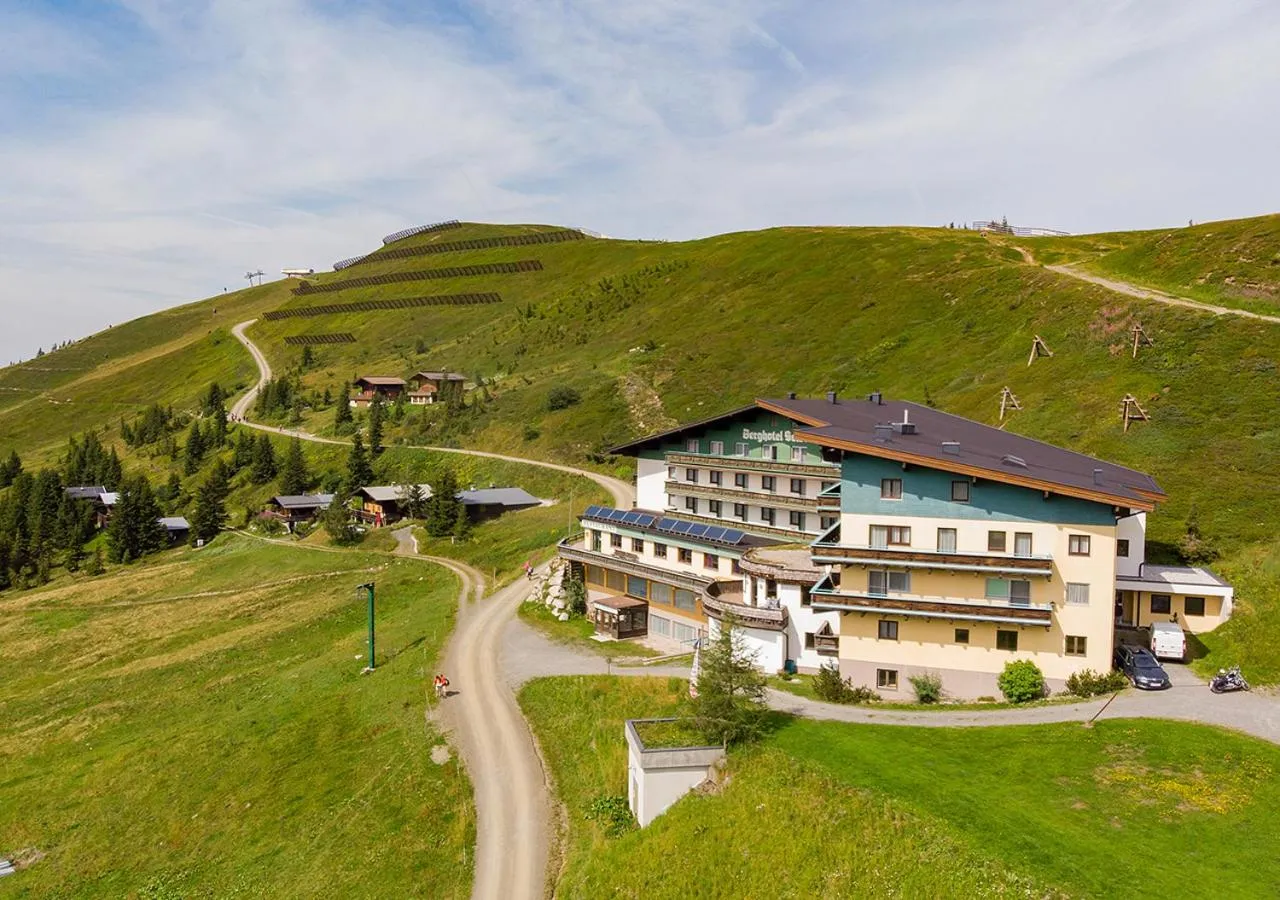 Property building in Mountainlovers Berghotel SeidlAlm