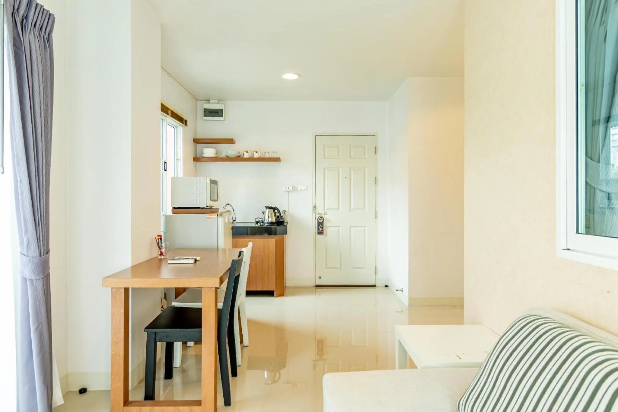 Living room in Ascella Sukhumvit 38 - Thonglor