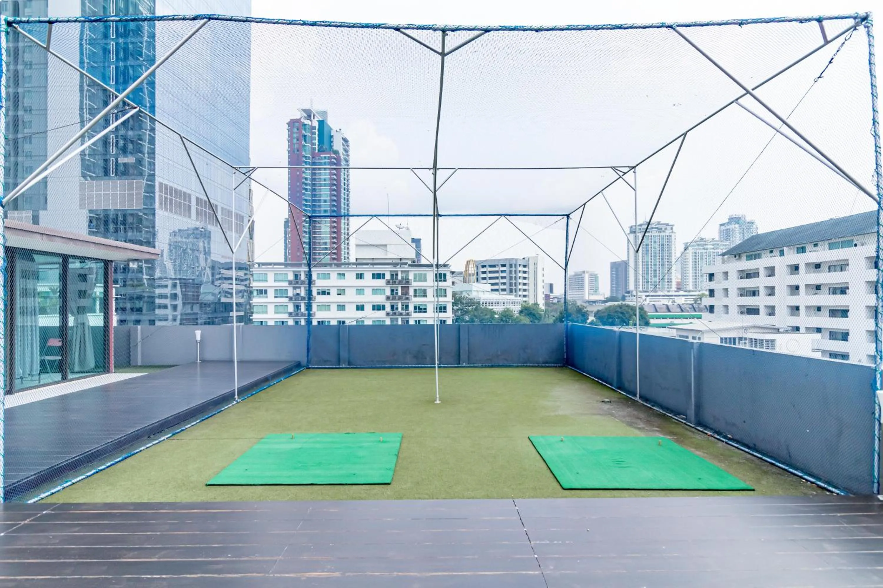 Golfcourse in Ascella Sukhumvit 38 - Thonglor