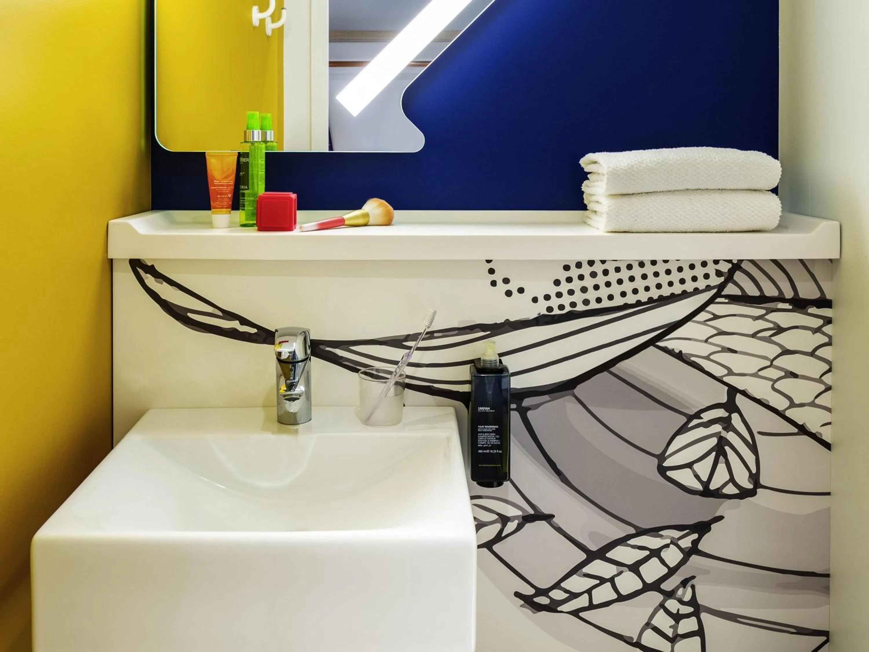 Bedroom in Ibis Budget Montpellier Nord Euromédecine