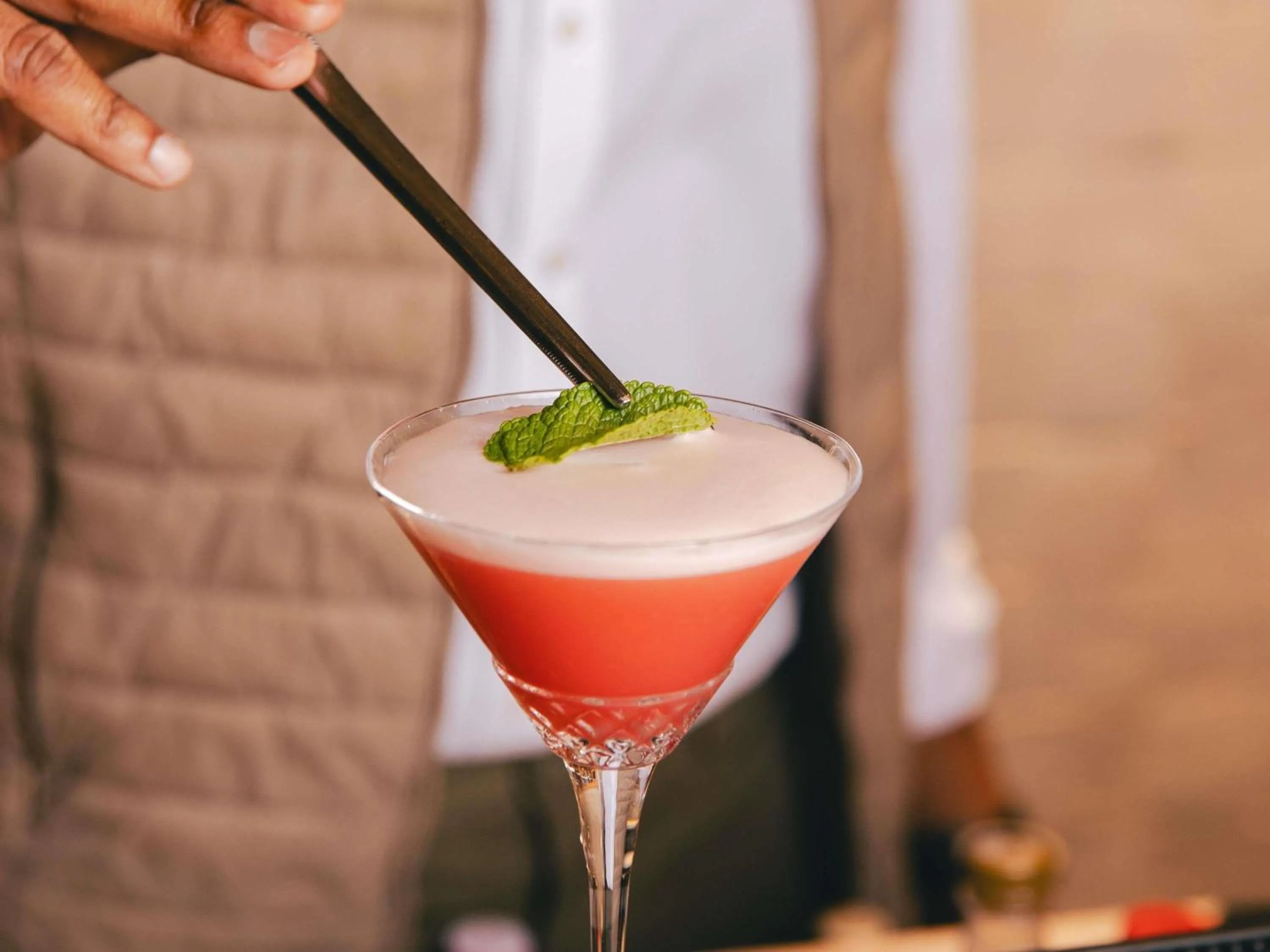 Lounge or bar in Novotel Paris Porte Versailles