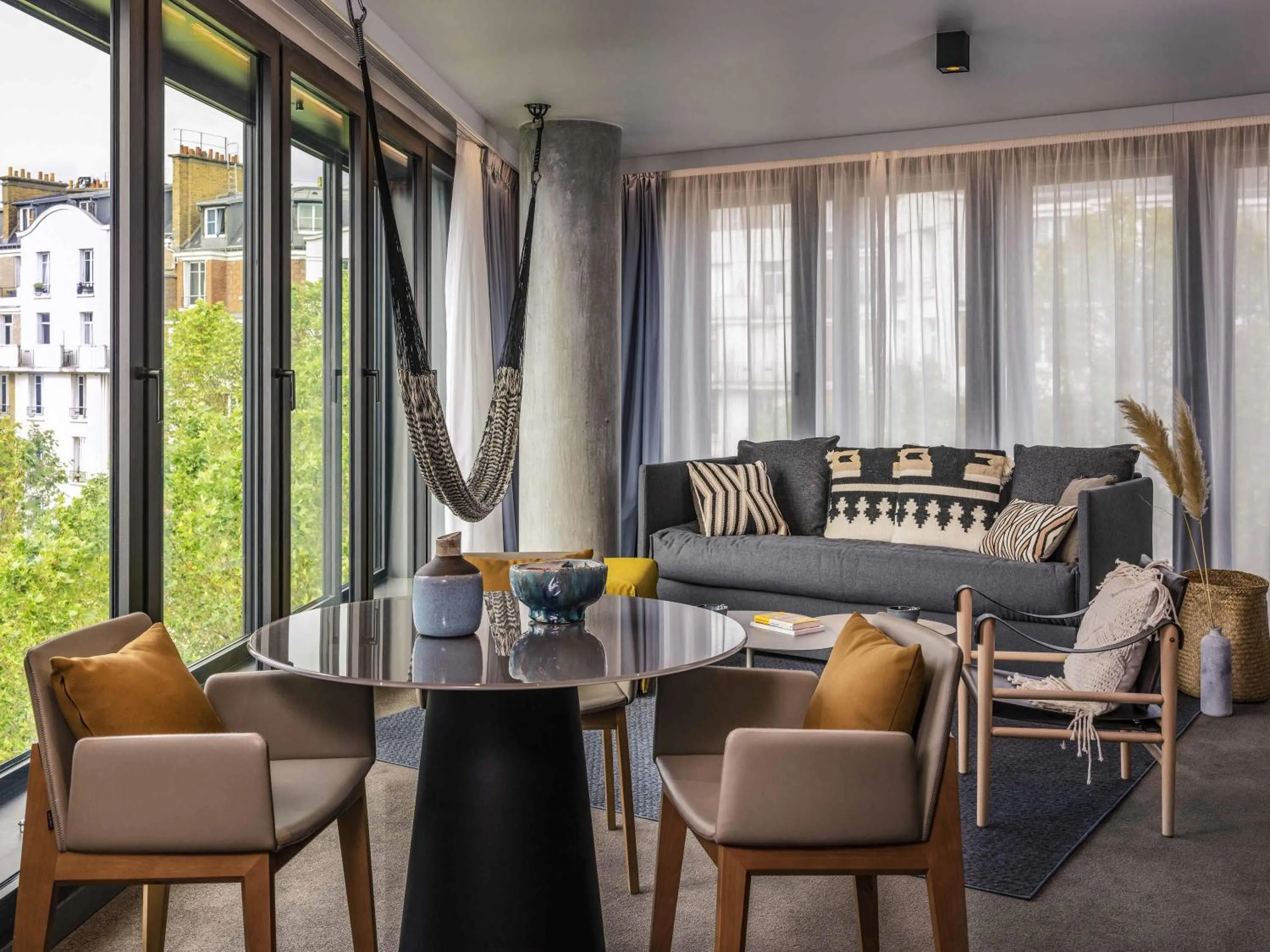 Bedroom in Novotel Paris Porte Versailles