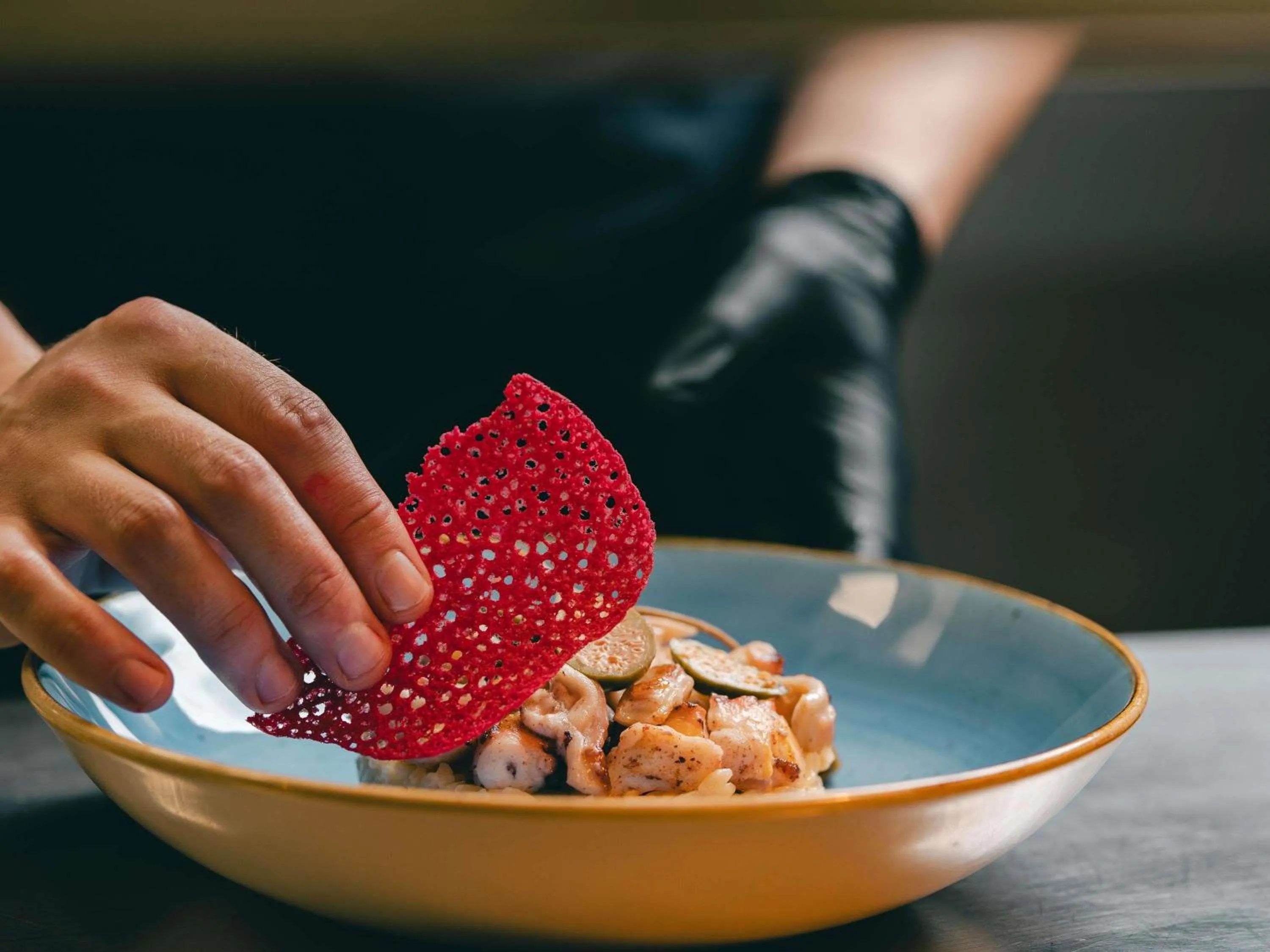 Restaurant/places to eat in Novotel Paris Porte Versailles