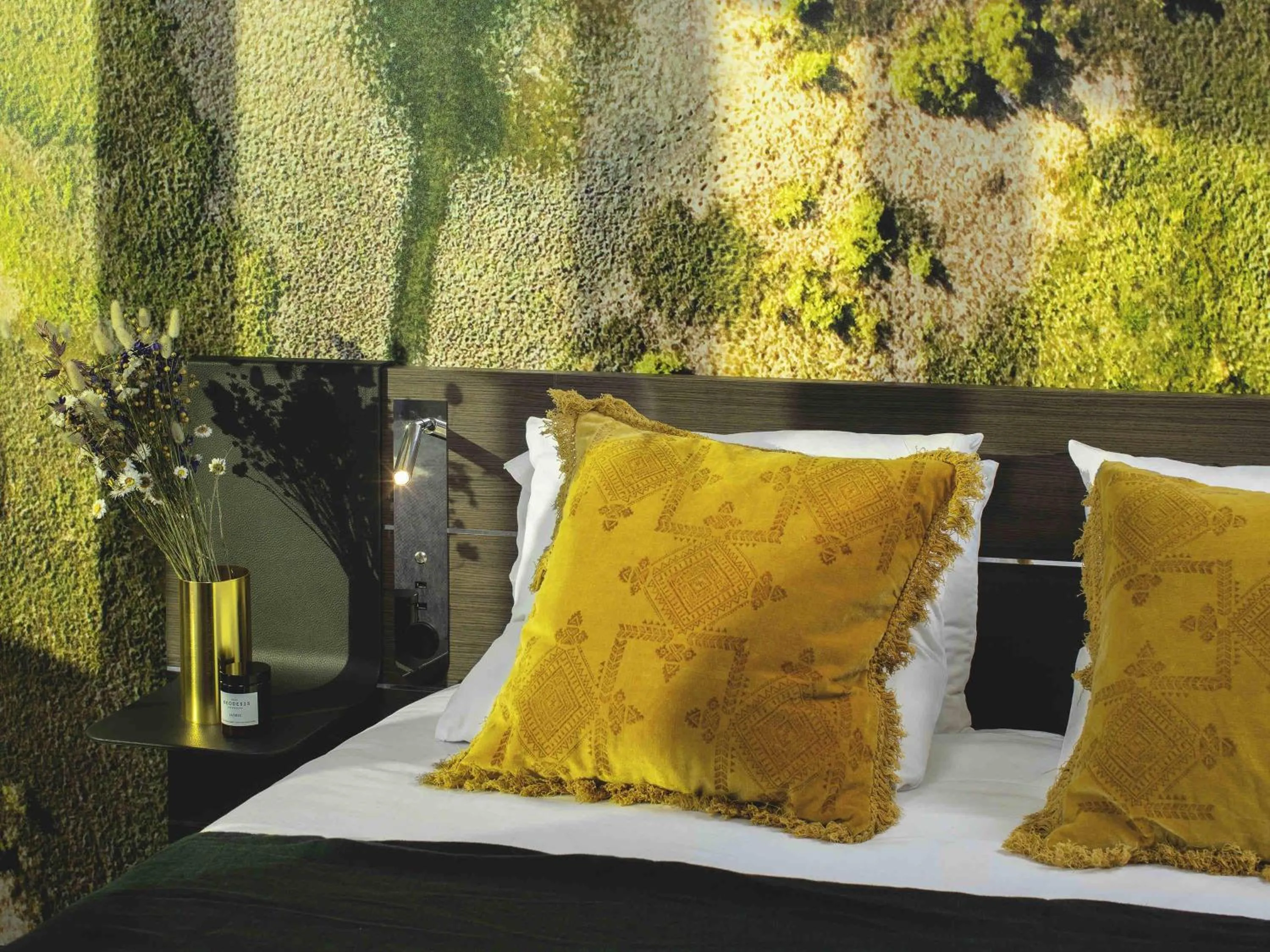 Bedroom in Novotel Paris Porte Versailles