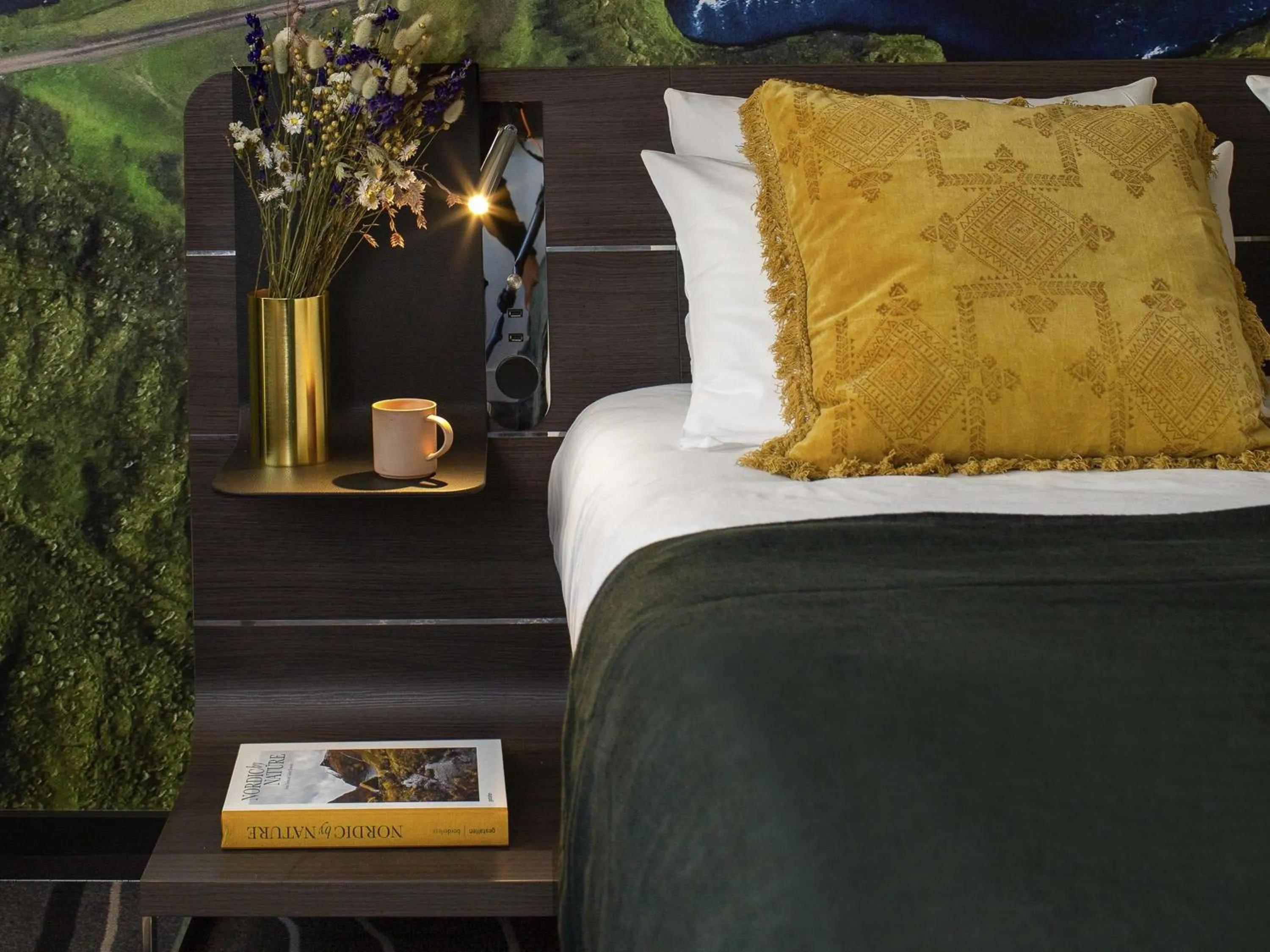 Bedroom, Bed in Novotel Paris Porte Versailles