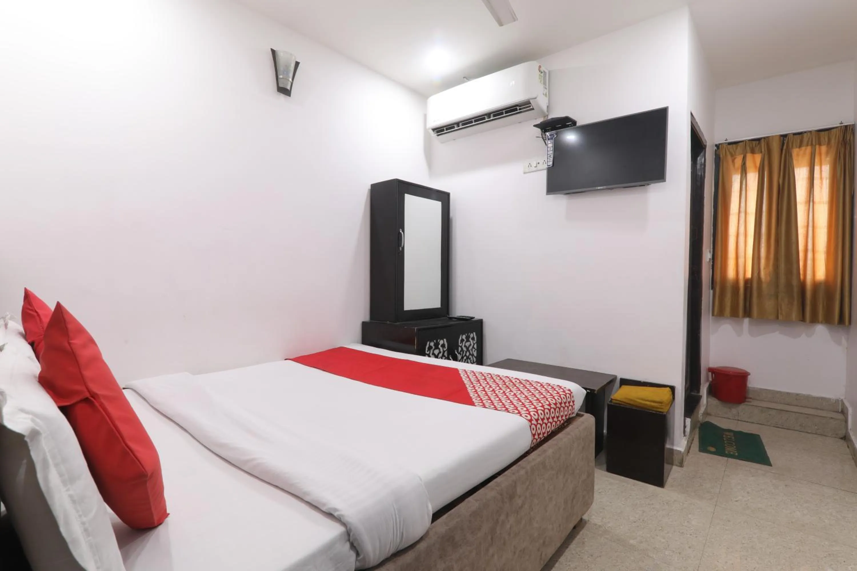Bed in Budget Friendly Metro Regency