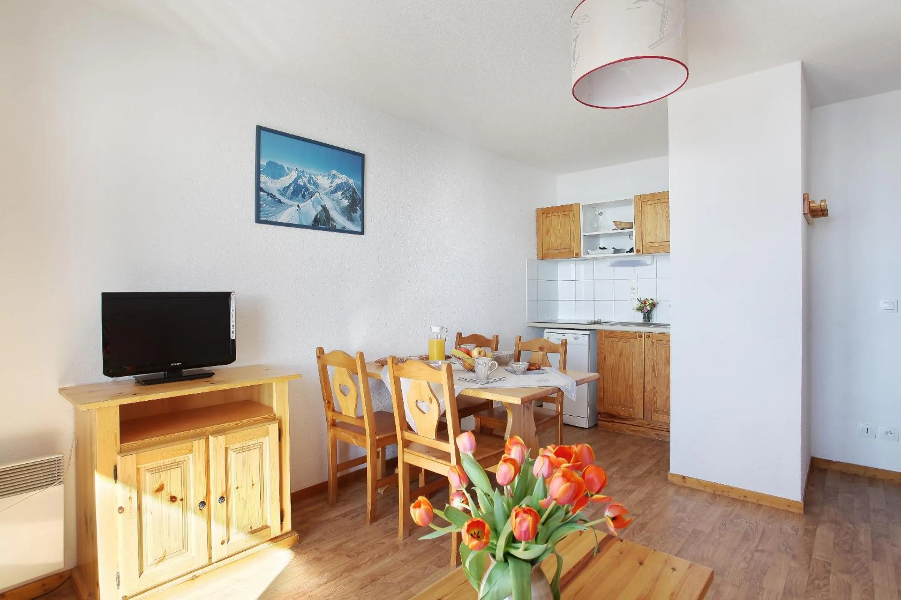 Kitchen or kitchenette in Résidence Odalys Les Balcons du Soleil