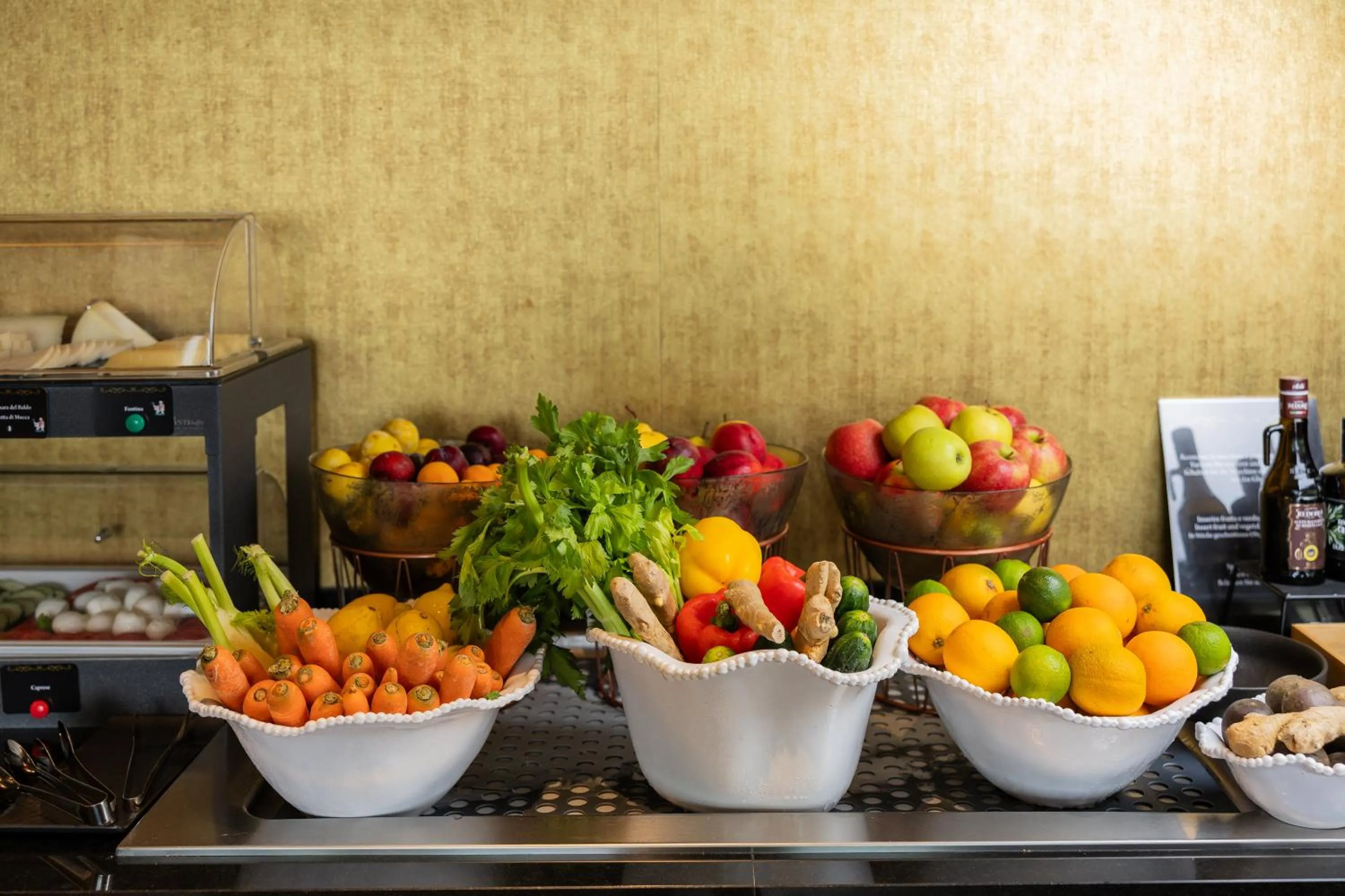 Buffet breakfast in Deville & Spa