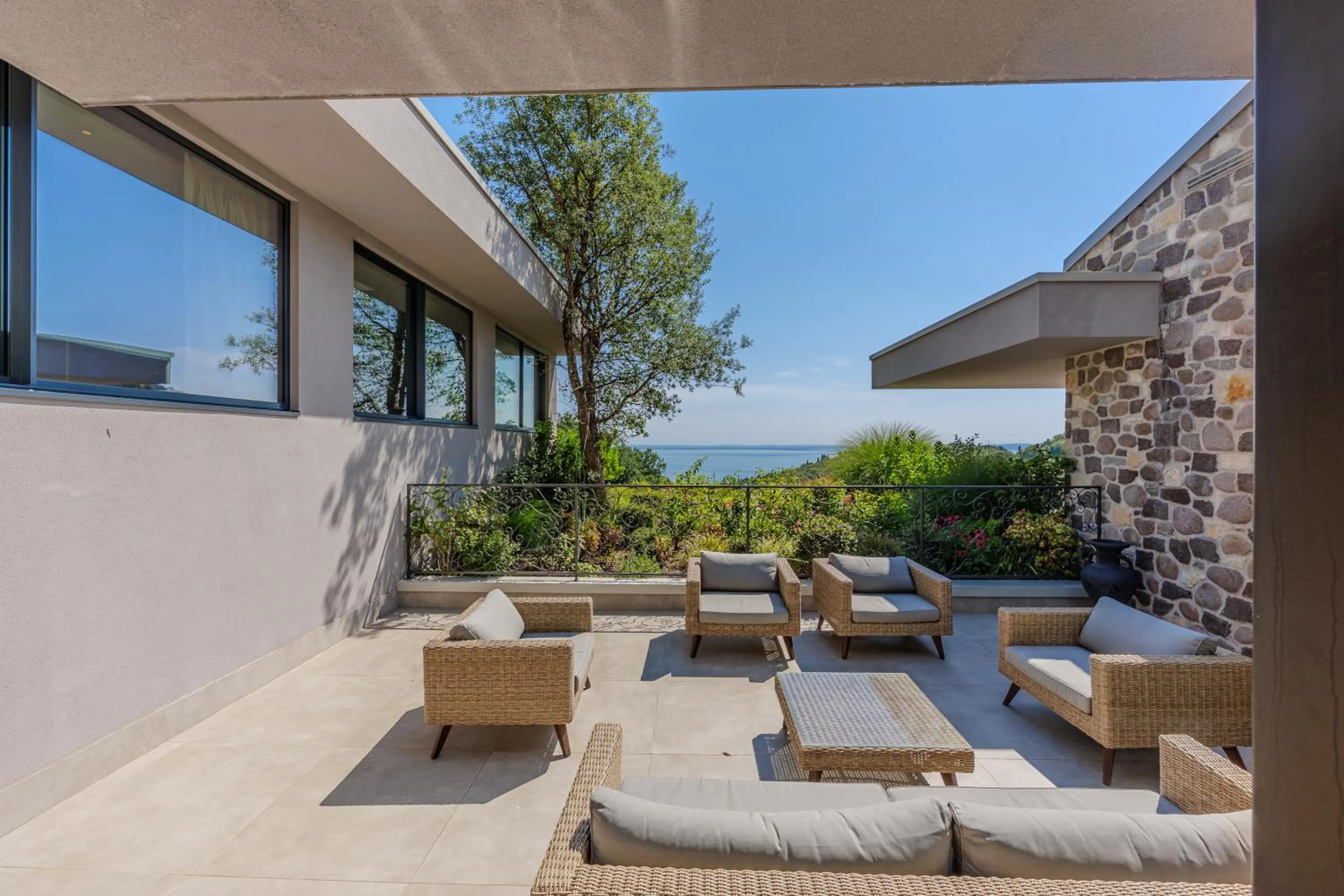 Patio in Deville & Spa