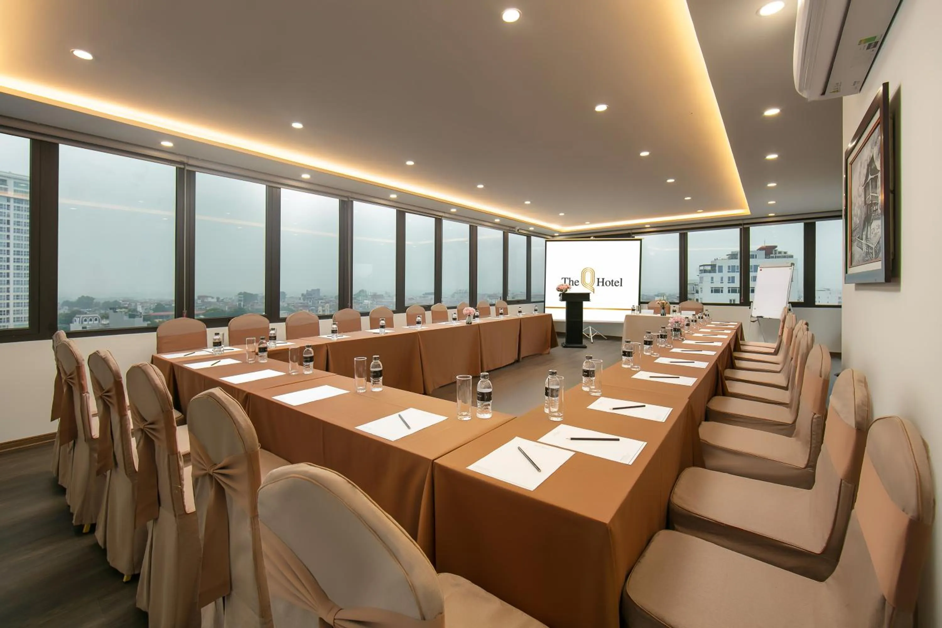 Meeting/conference room in The Q Hotel