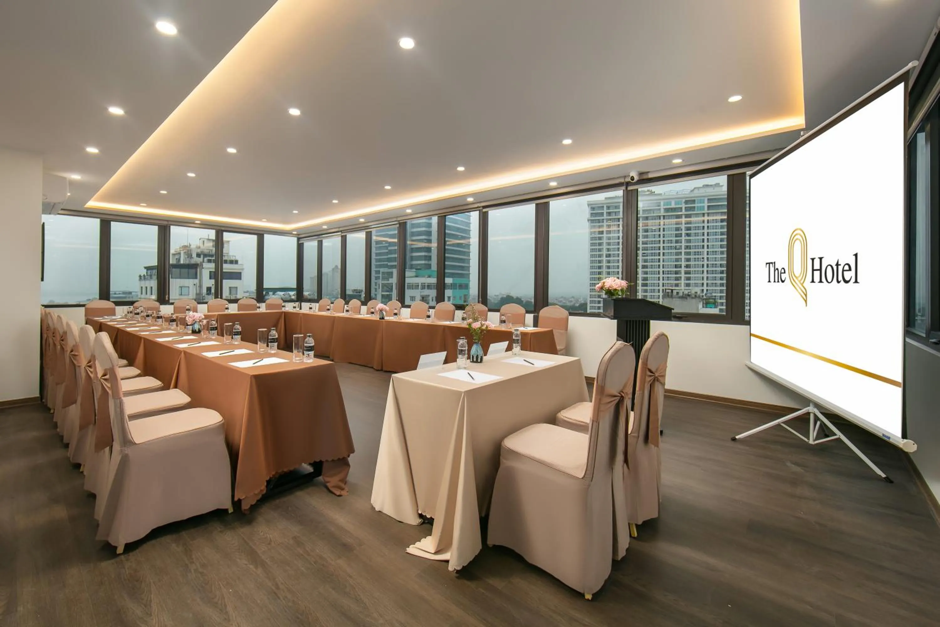 Meeting/conference room in The Q Hotel