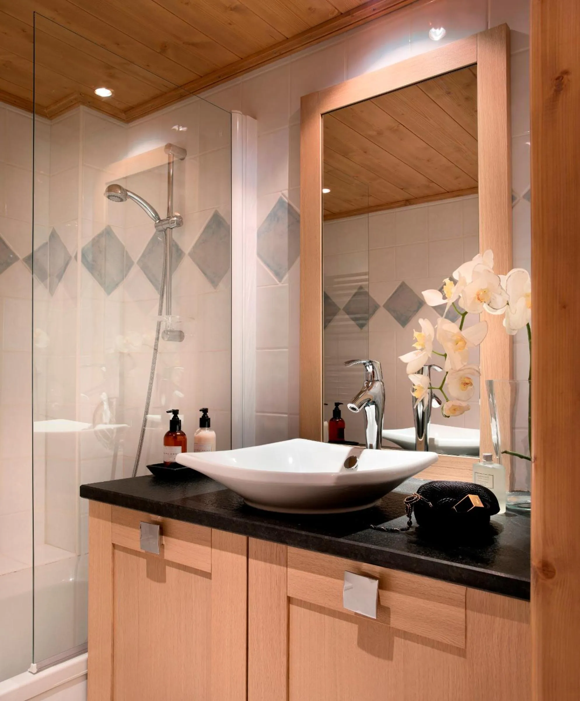 Bathroom in CGH Résidence Boutique Le Lodge des Neiges