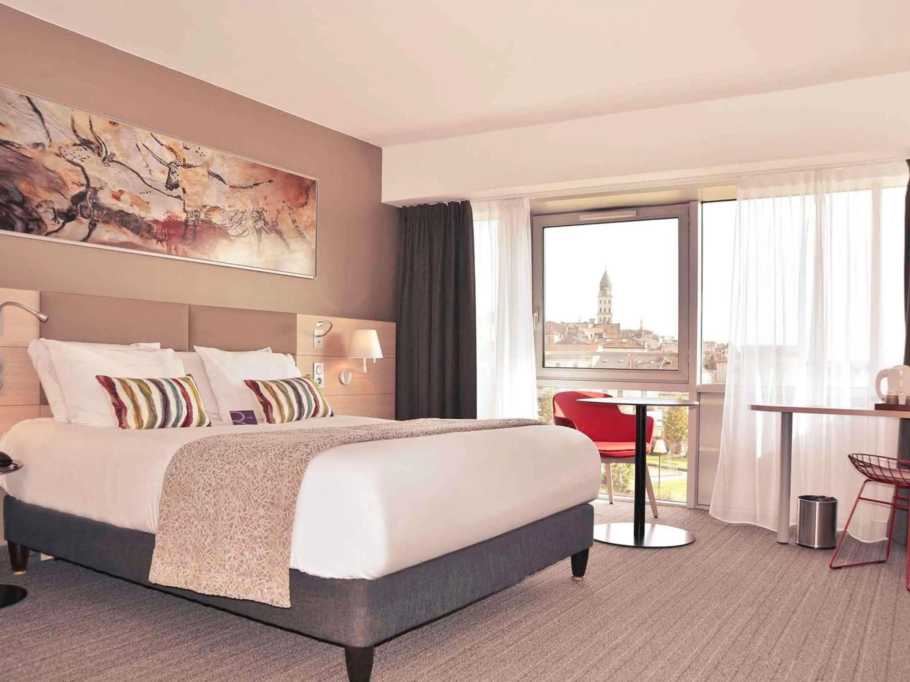 Bedroom, Bed in Mercure Périgueux Centre Historique