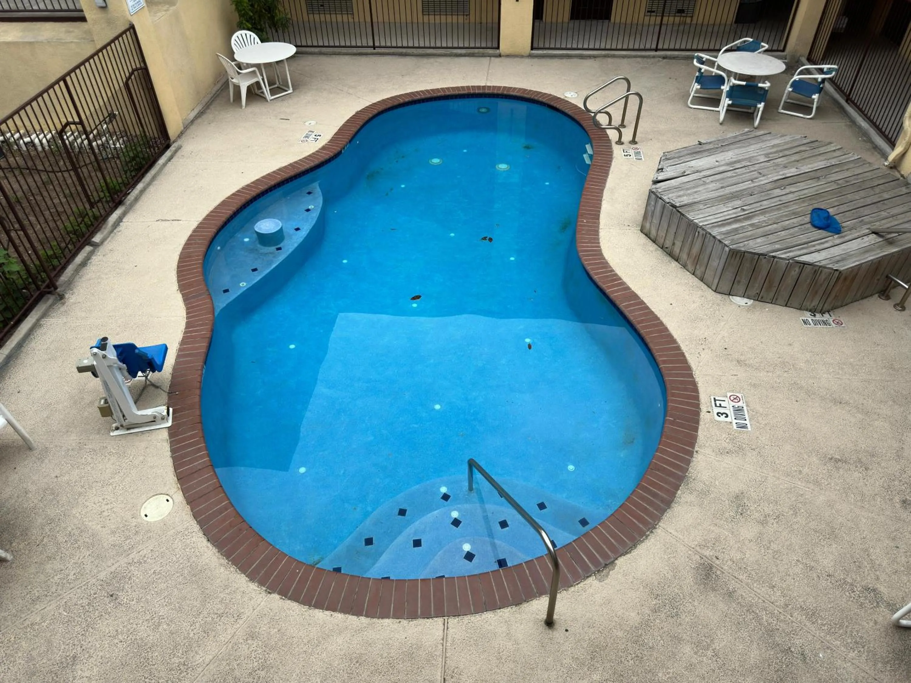 Pool view in Texas Inn and Suites RGV