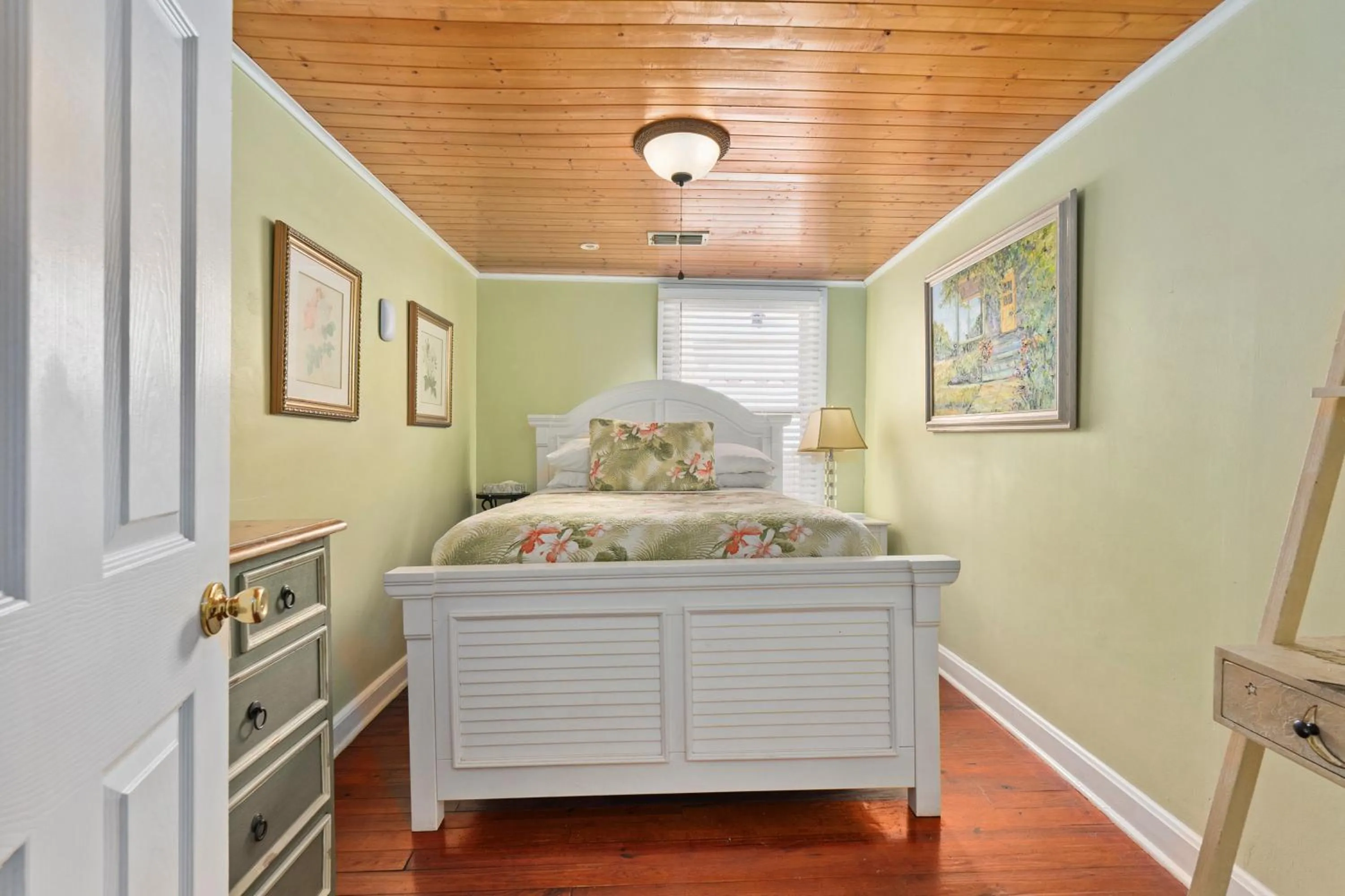 Bed in Old Colorado Inn