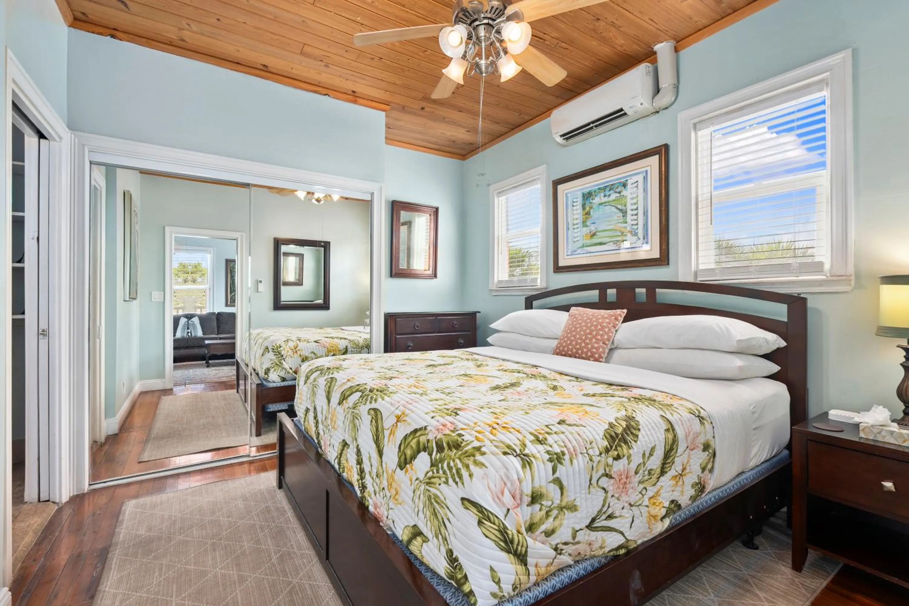 Bed in Old Colorado Inn