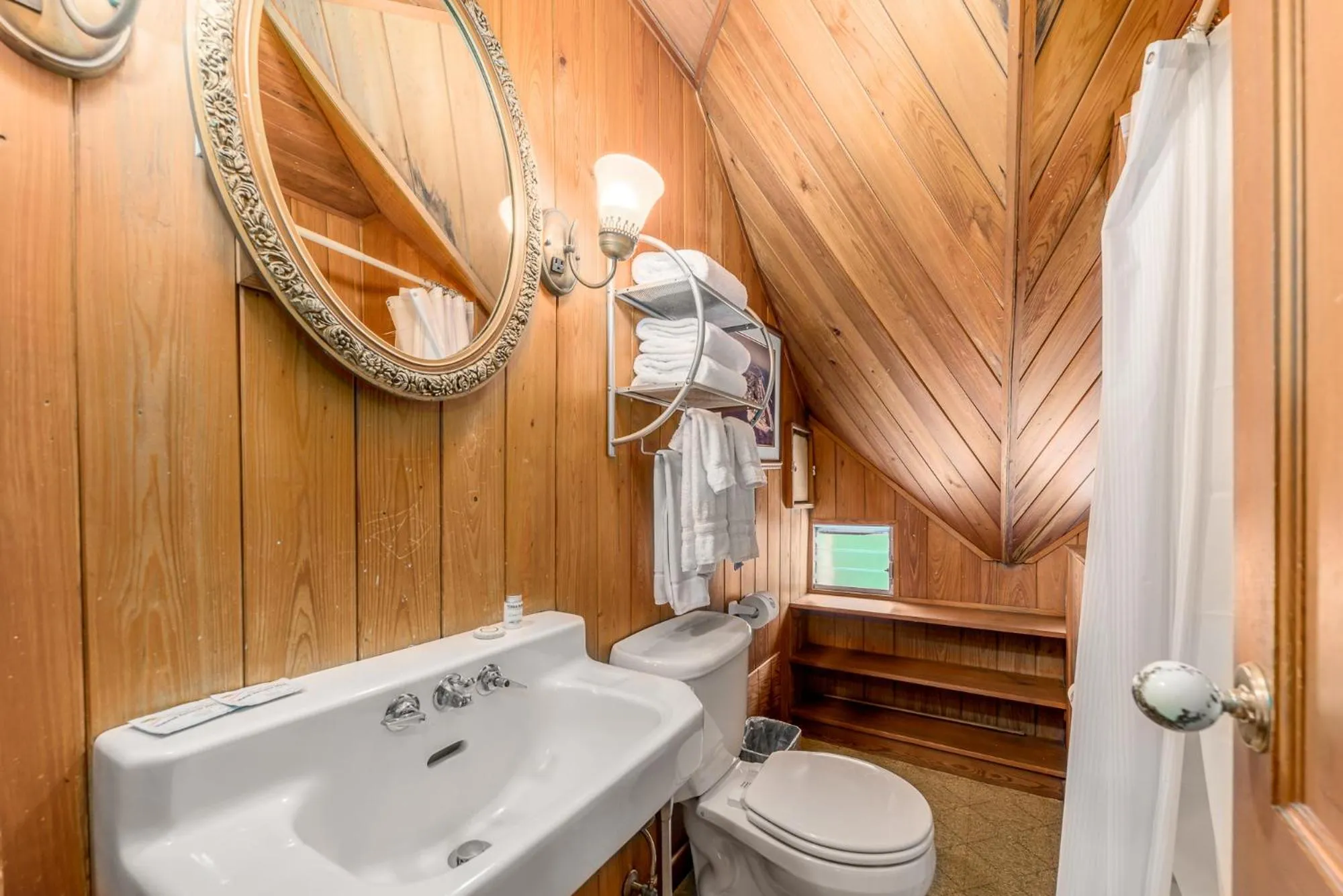 Toilet in Old Colorado Inn