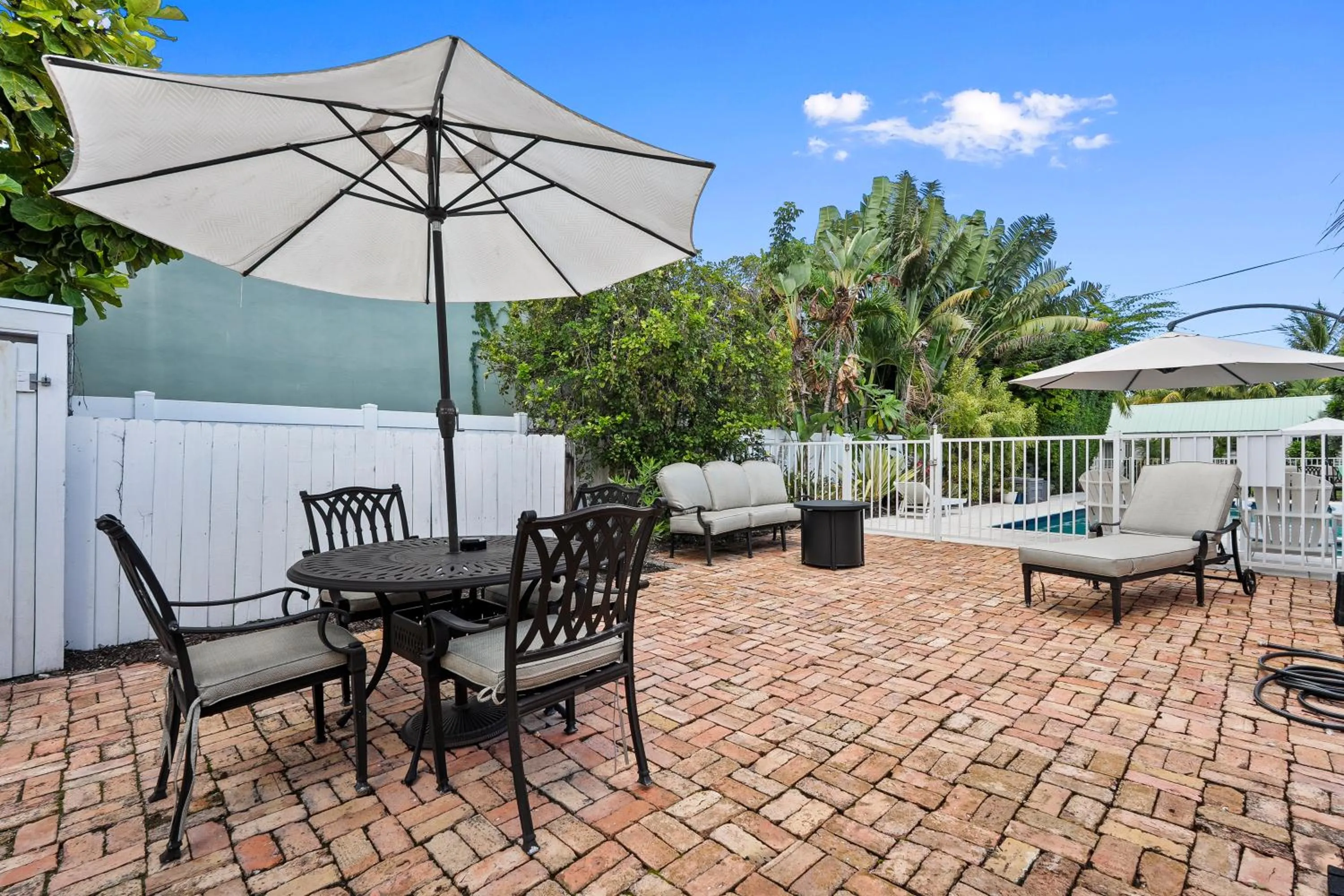 Patio in Old Colorado Inn