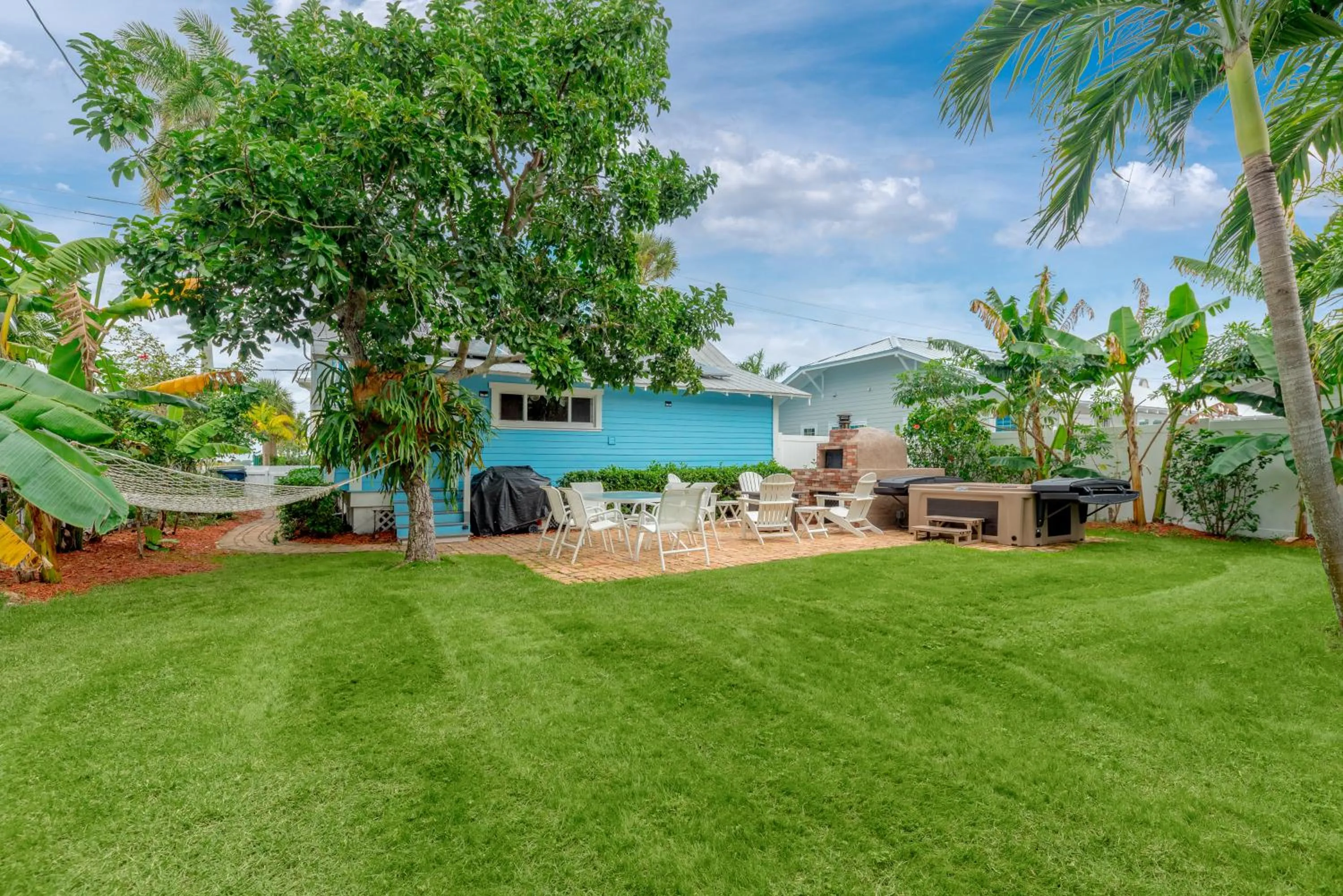 Garden in Old Colorado Inn